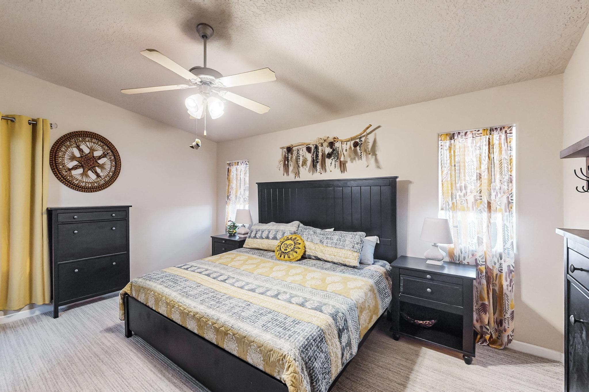 1333 REYNOSA Loop SE