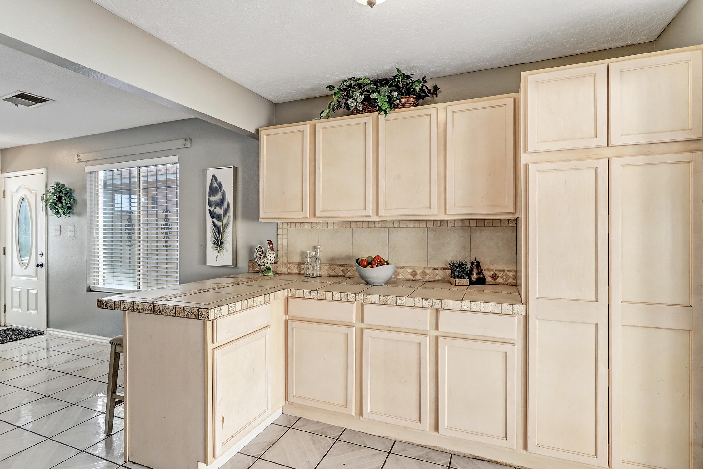 7909 APRIL FLOWER Road SW