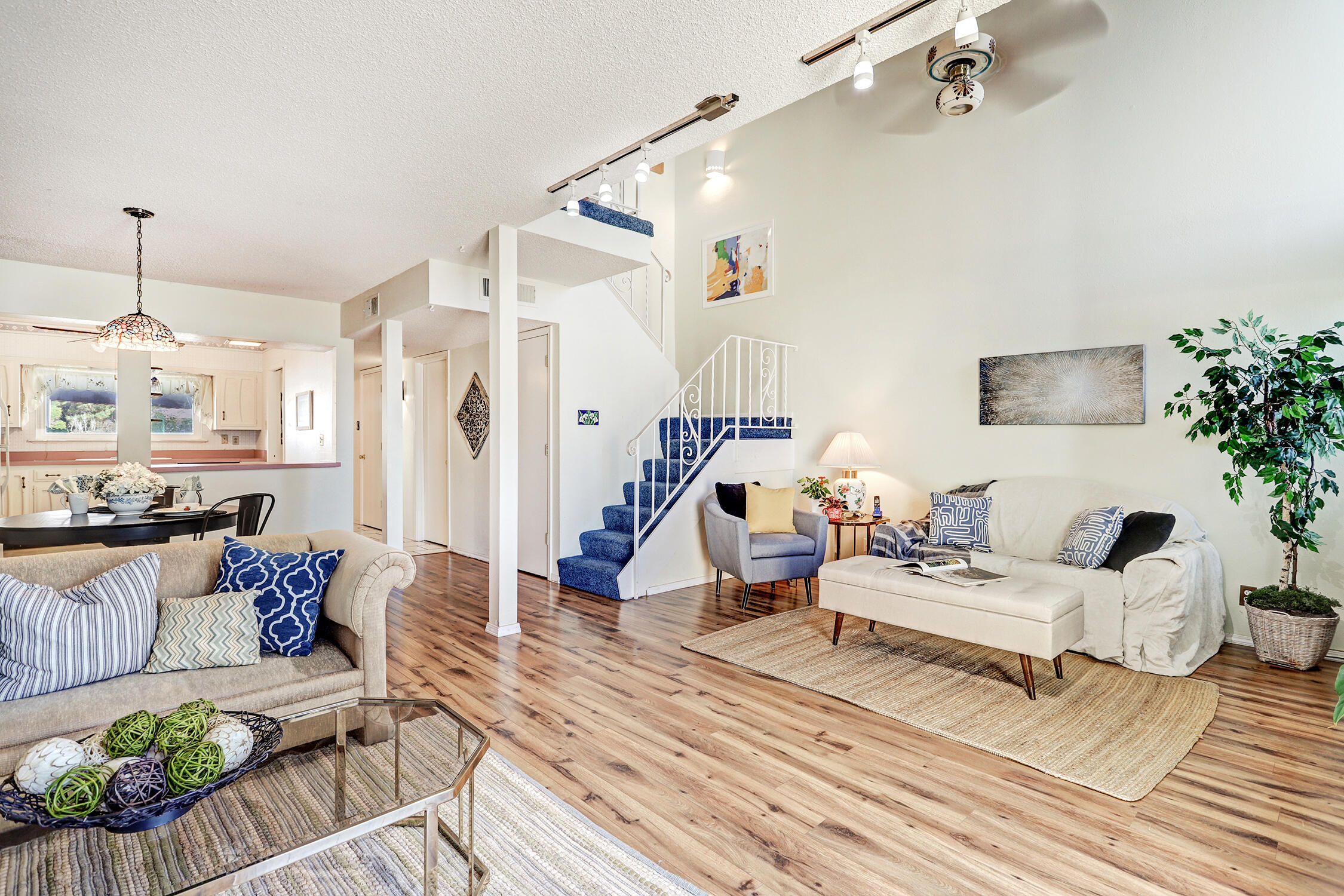 1205 Bernalillo Place