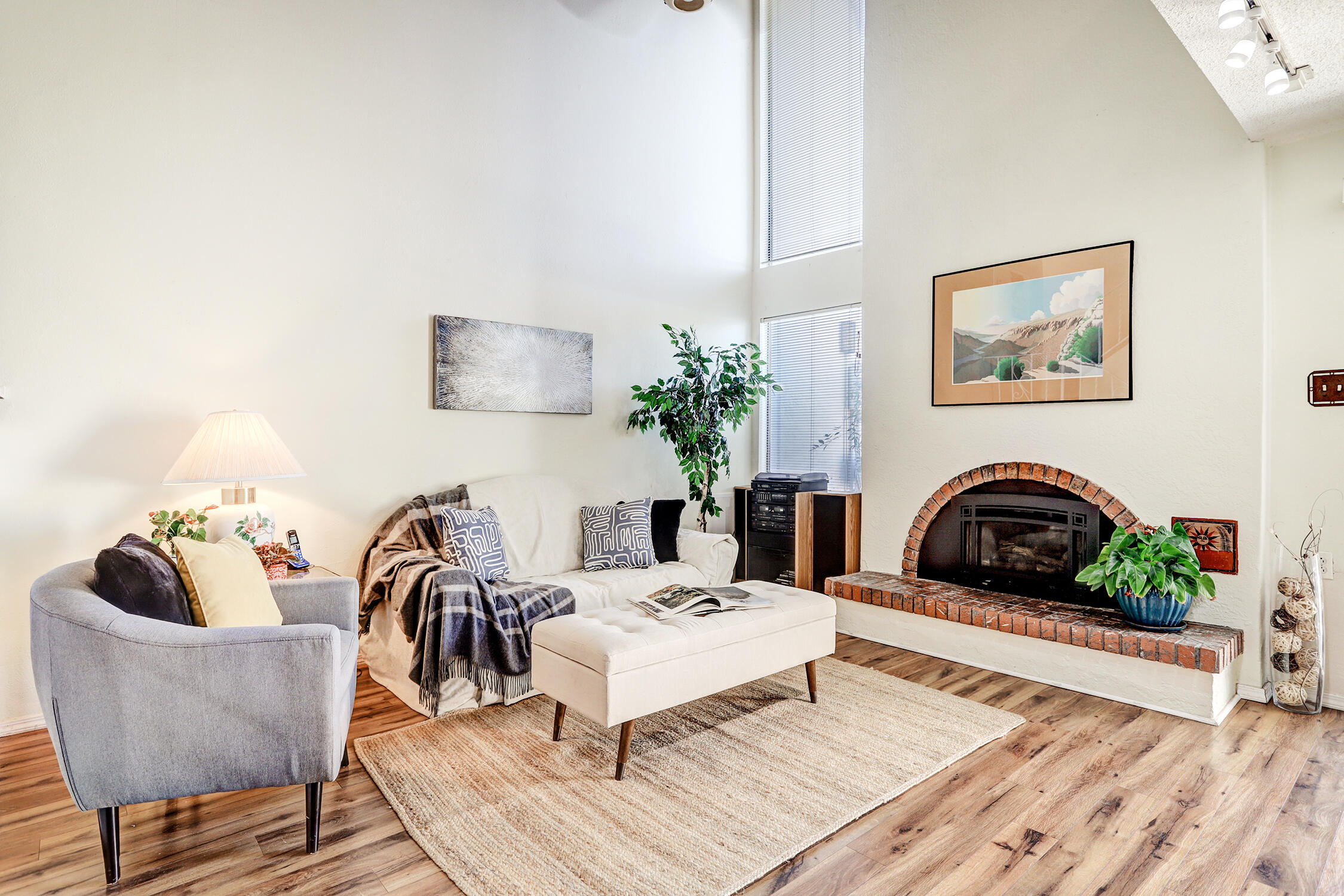 1205 Bernalillo Place