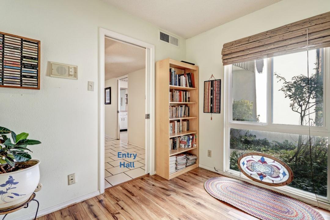 1205 Bernalillo Place