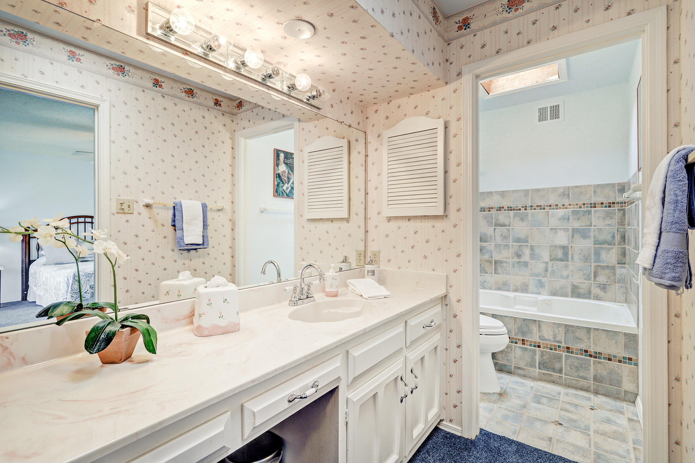 1205 Bernalillo Place