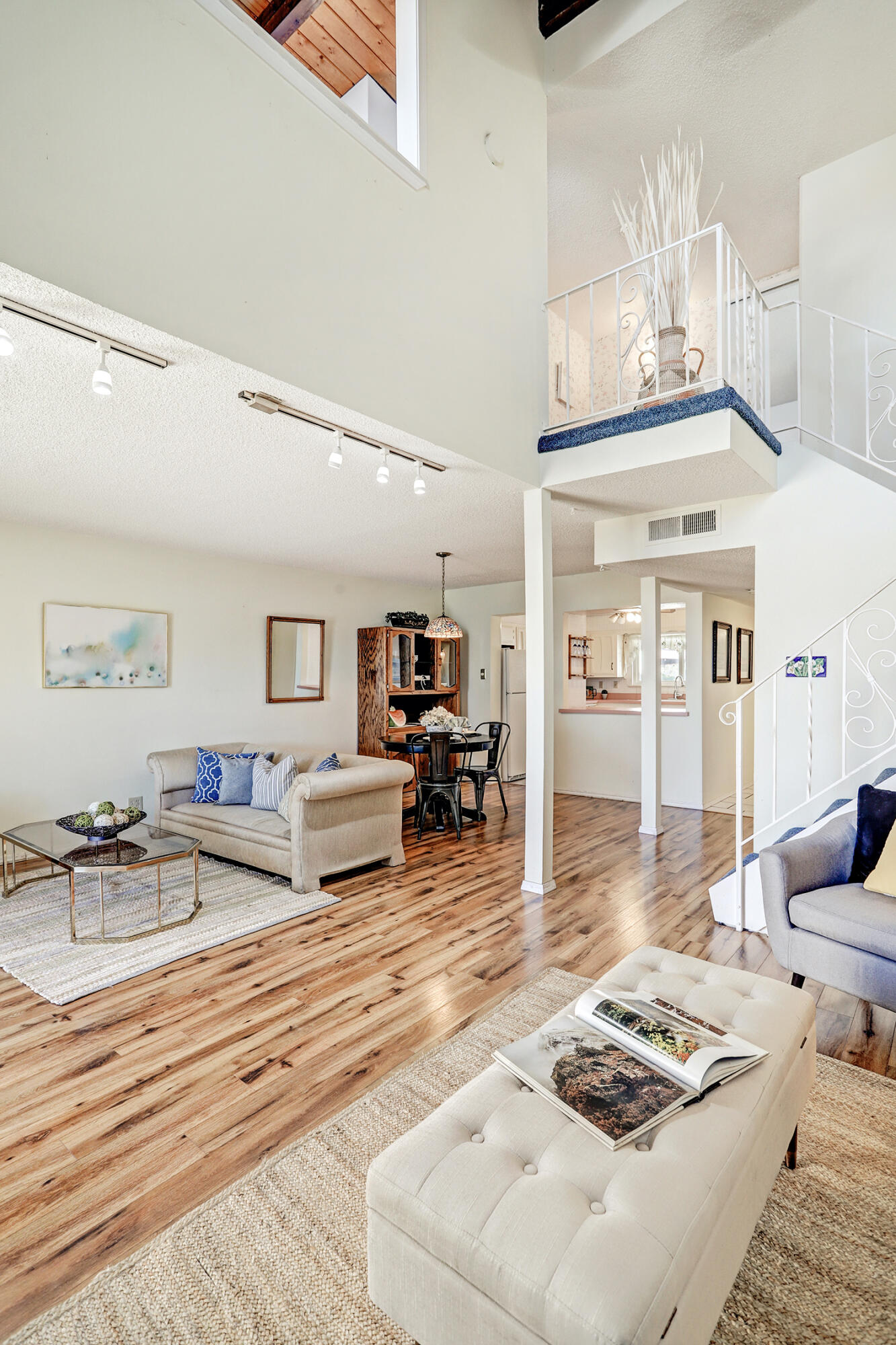 1205 Bernalillo Place