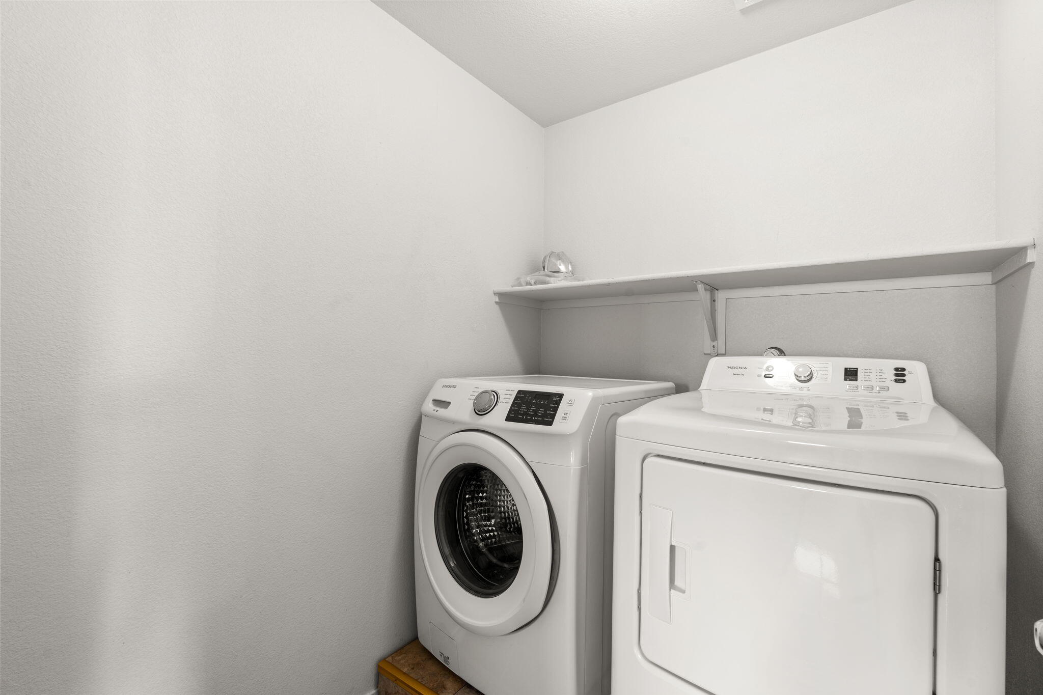 9615 CARSON MESA Drive NW