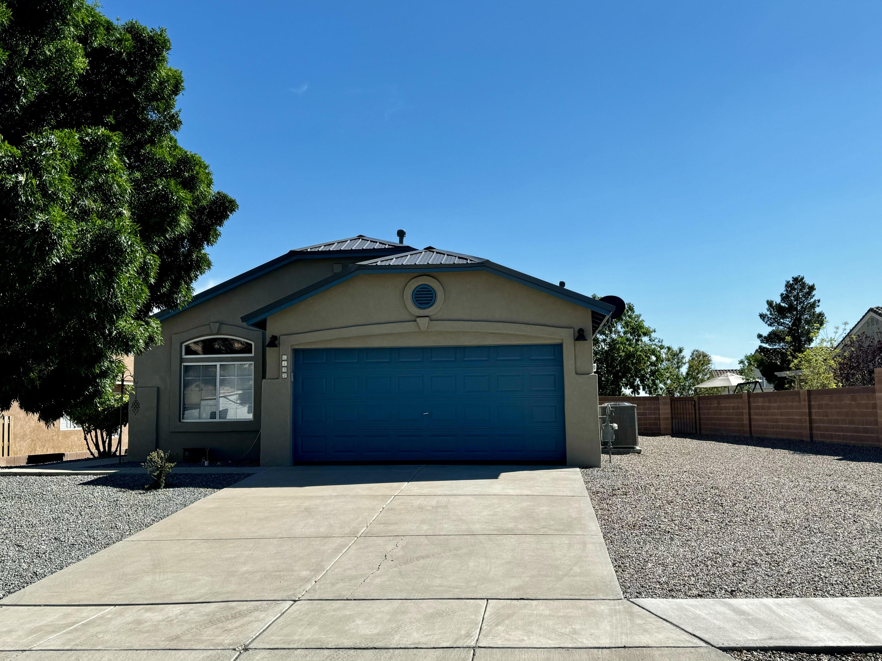 6132 VAUGHN Drive NE