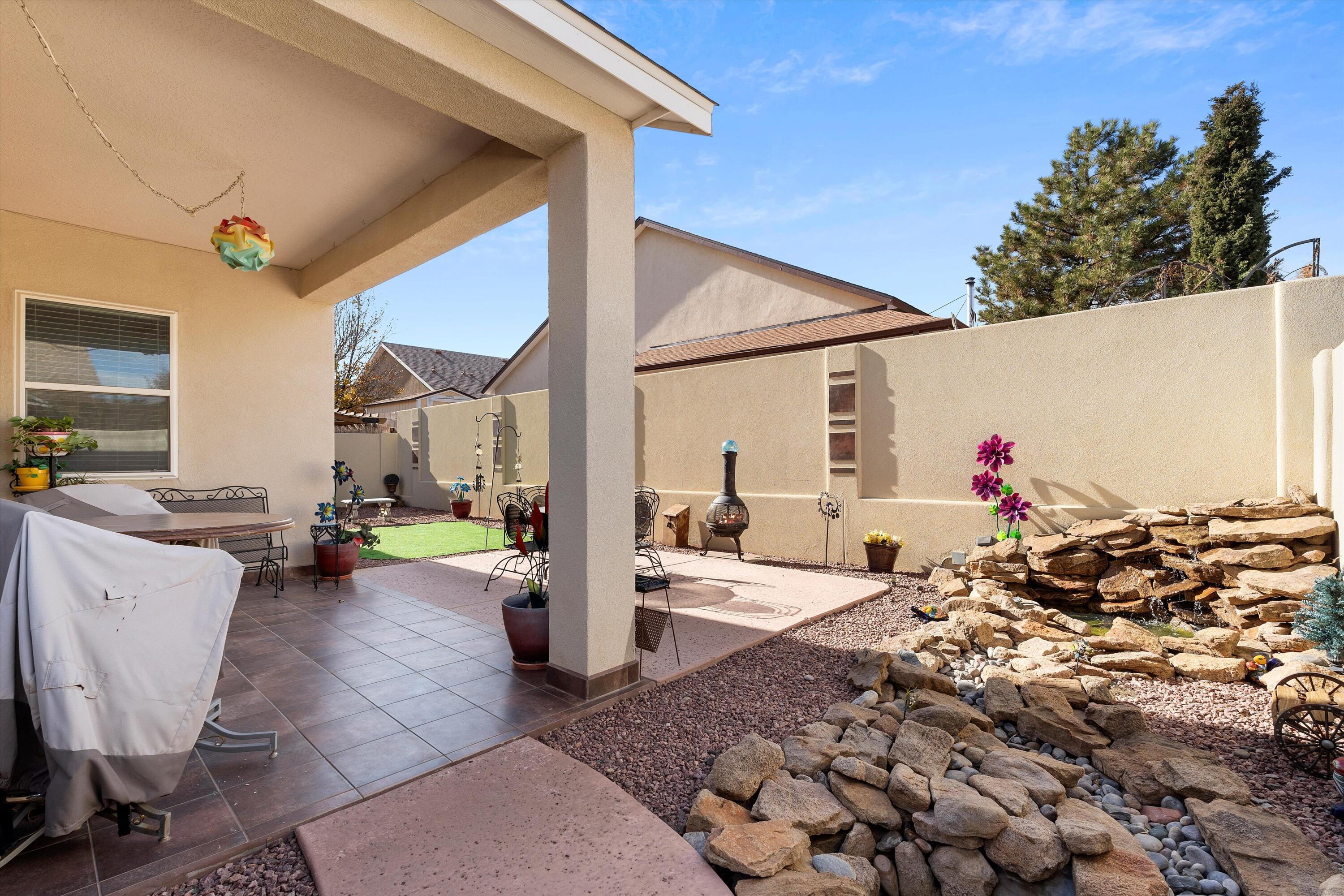 1217 REYNOSA Loop SE