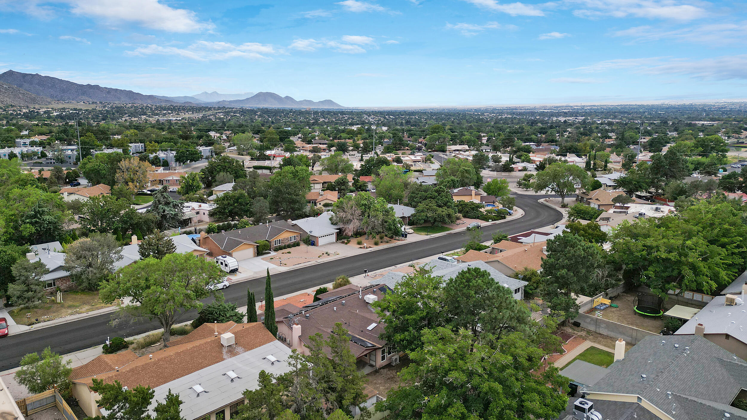 4525 BERMUDA Drive NE