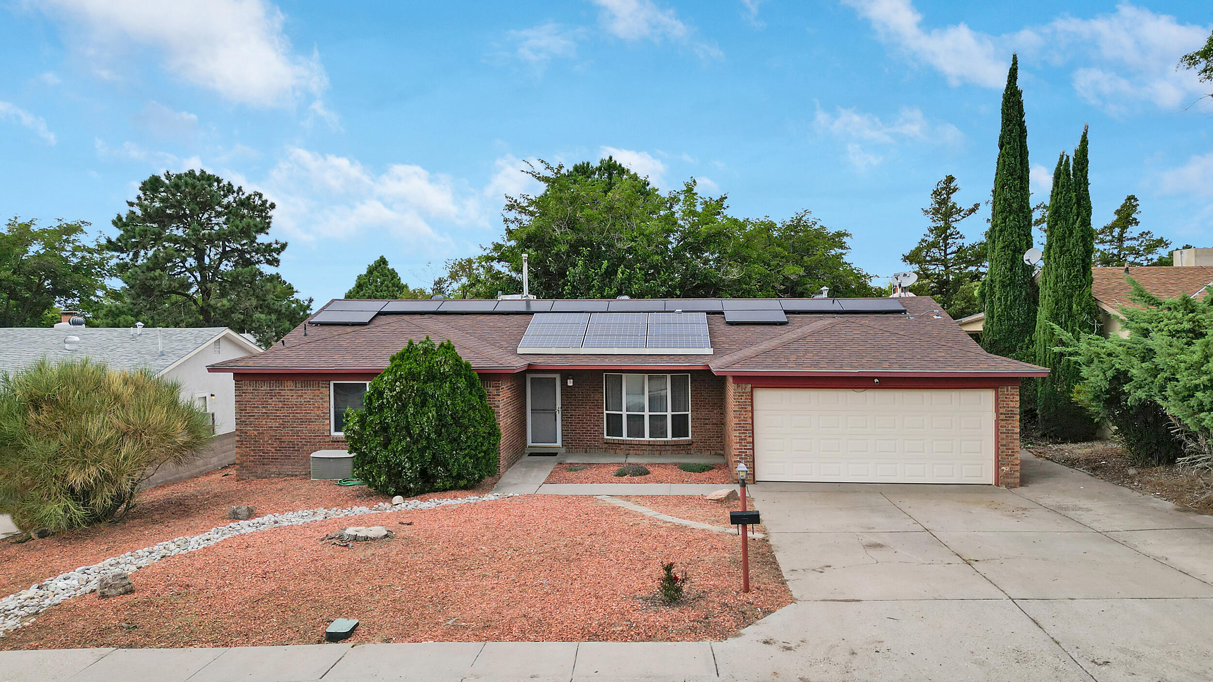 4525 BERMUDA Drive NE