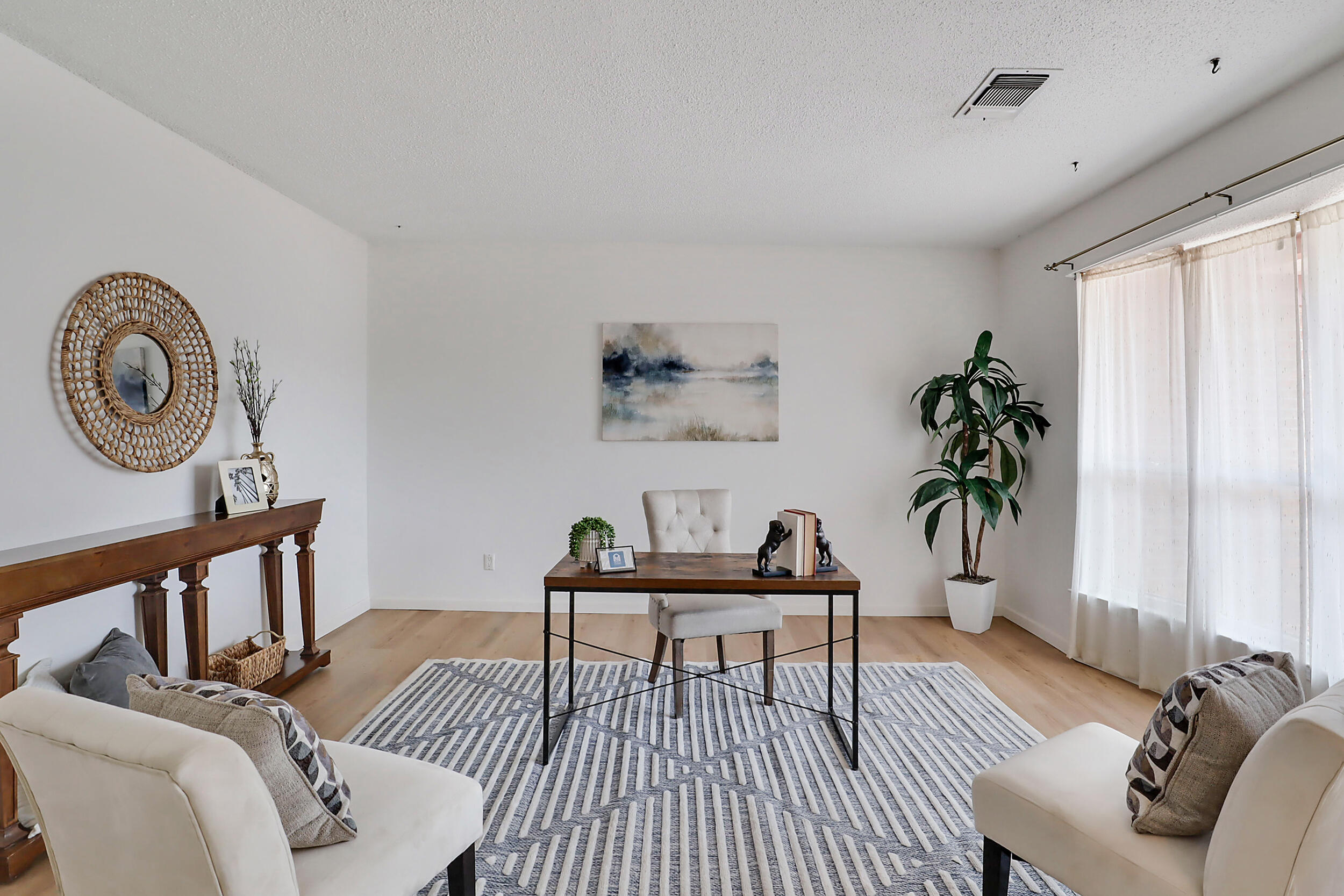 4525 BERMUDA Drive NE