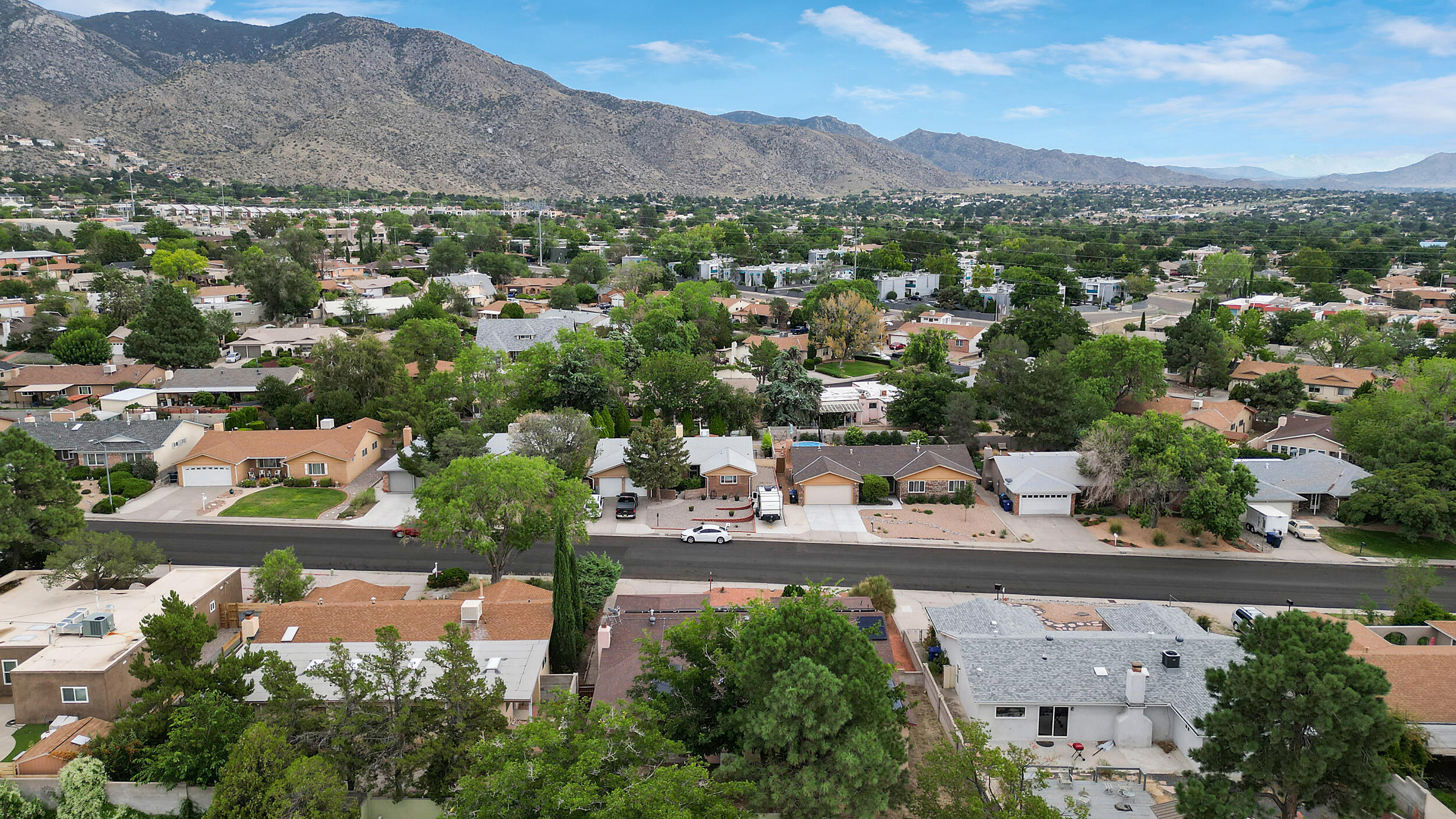 4525 BERMUDA Drive NE