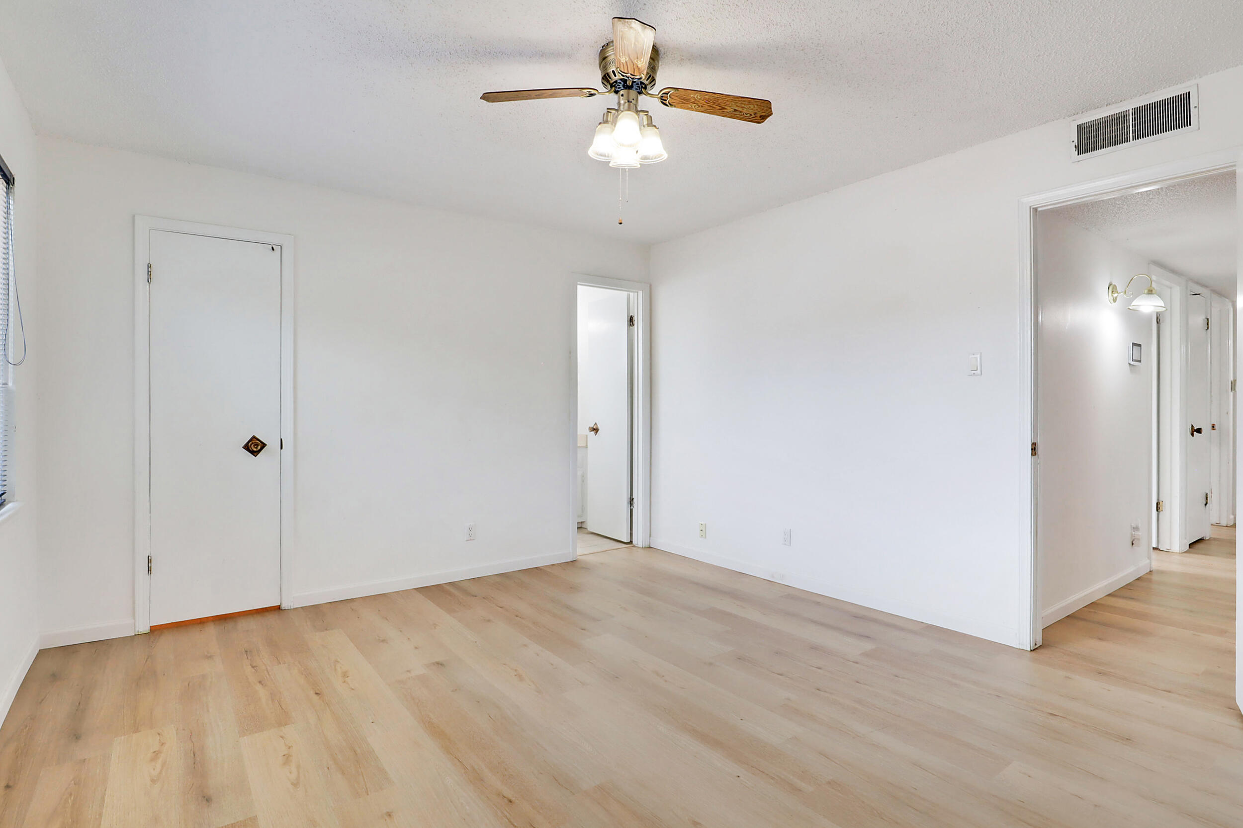 4525 BERMUDA Drive NE