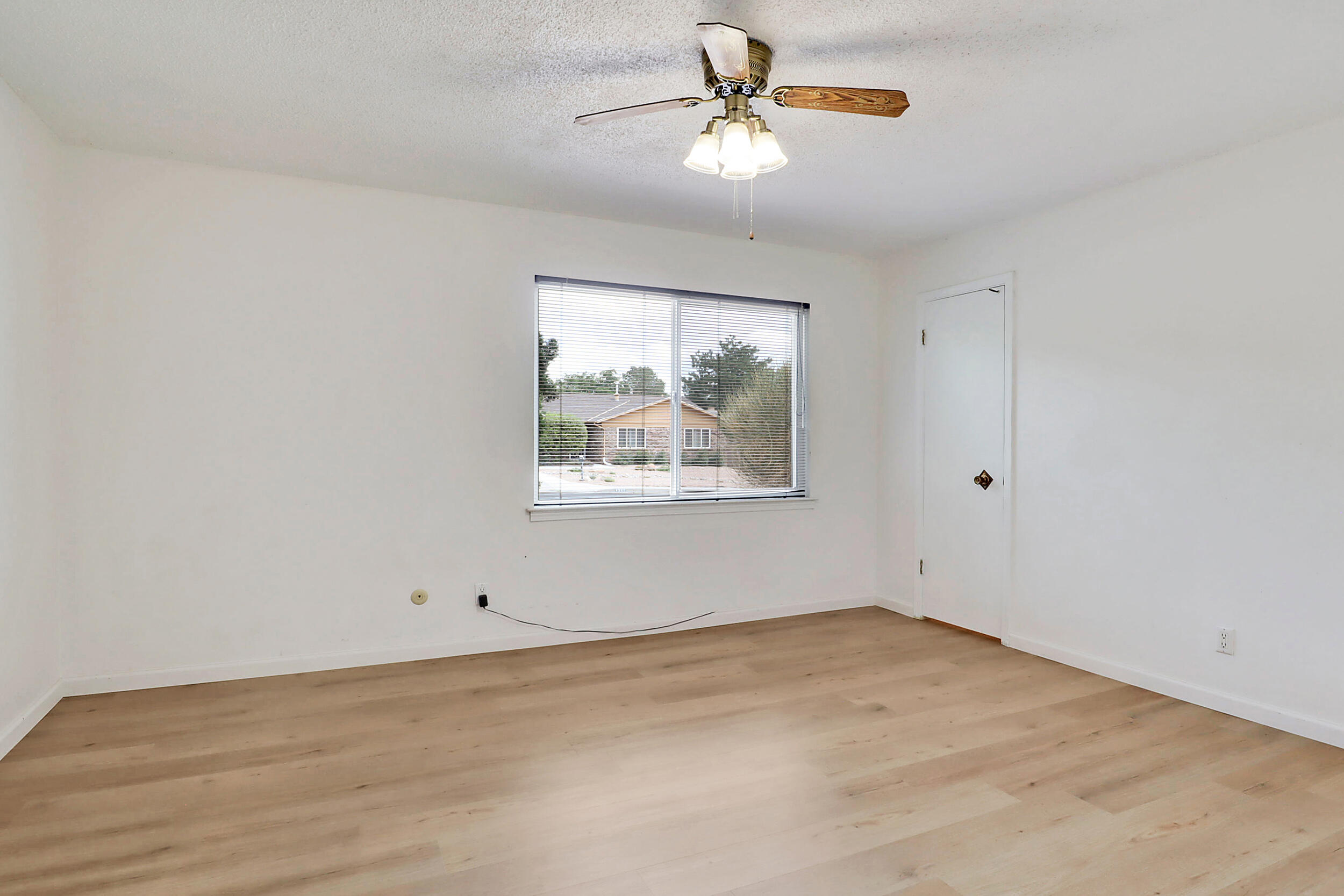 4525 BERMUDA Drive NE