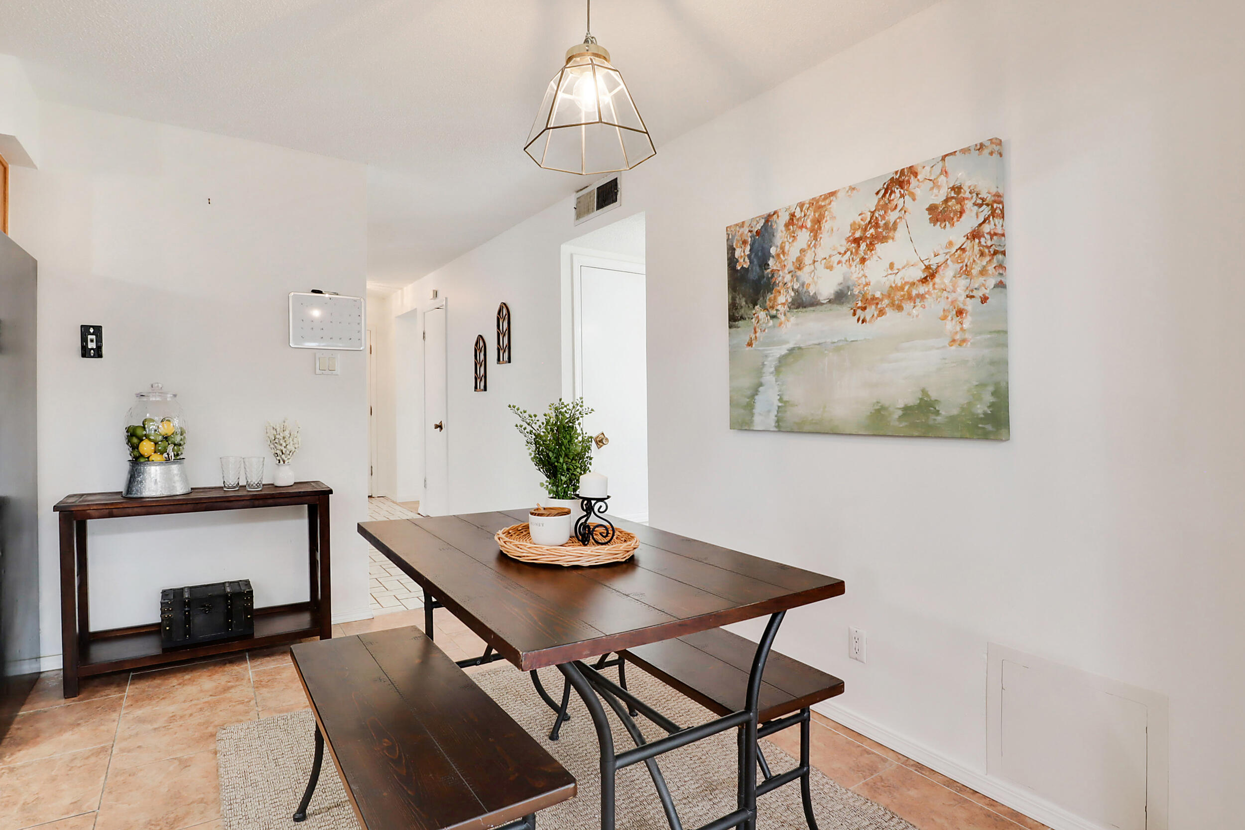 4525 BERMUDA Drive NE