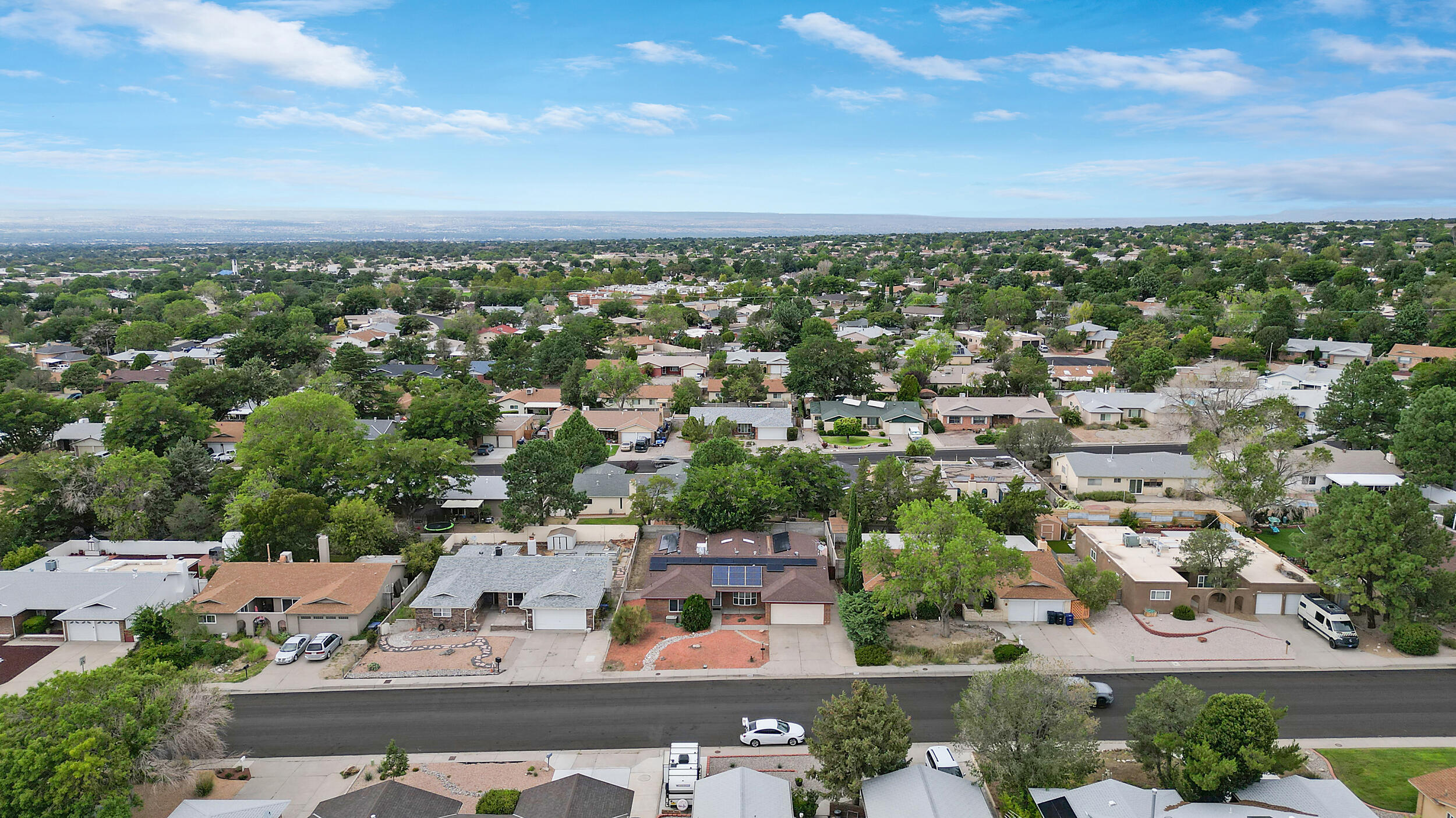 4525 BERMUDA Drive NE