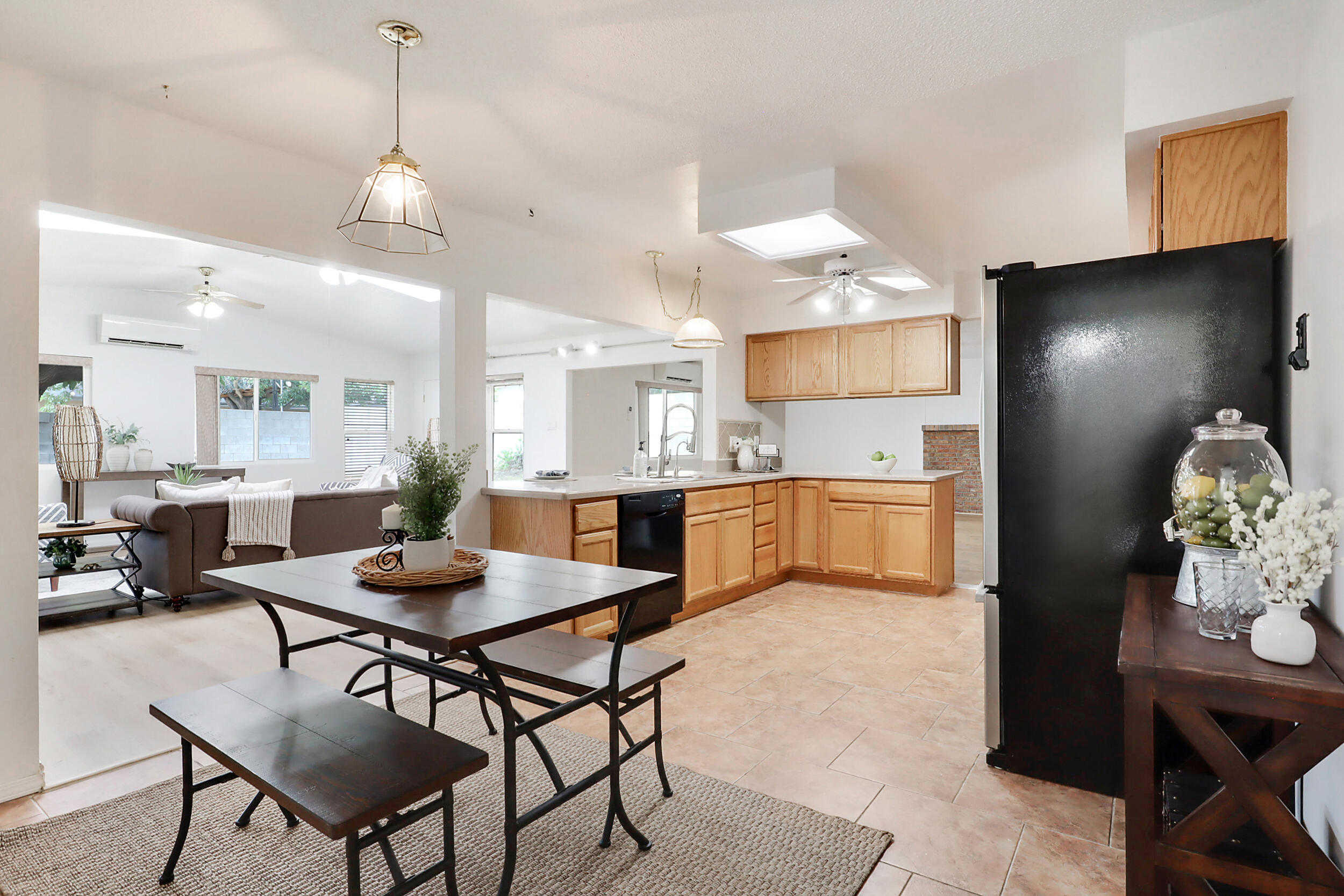 4525 BERMUDA Drive NE