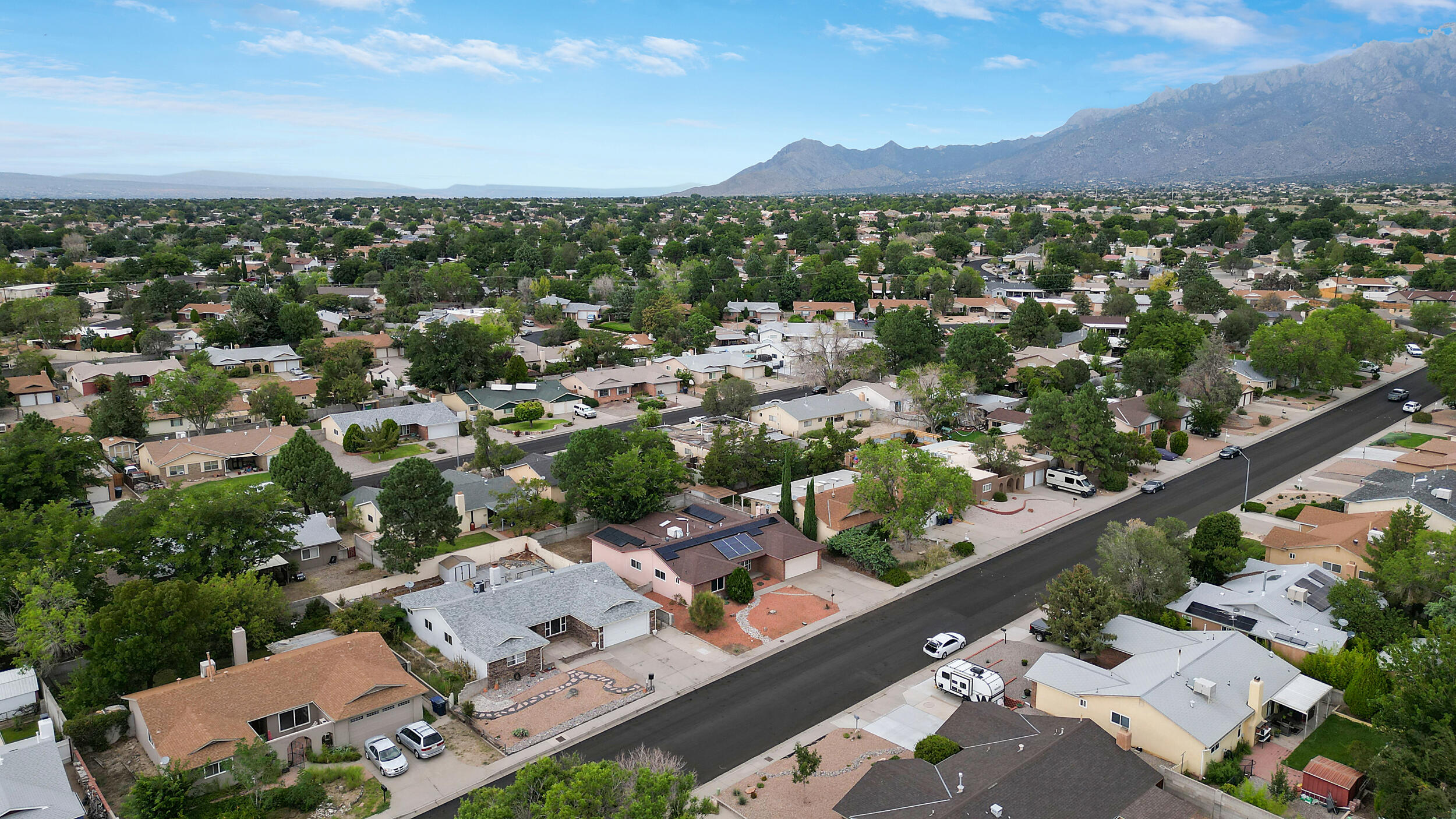 4525 BERMUDA Drive NE