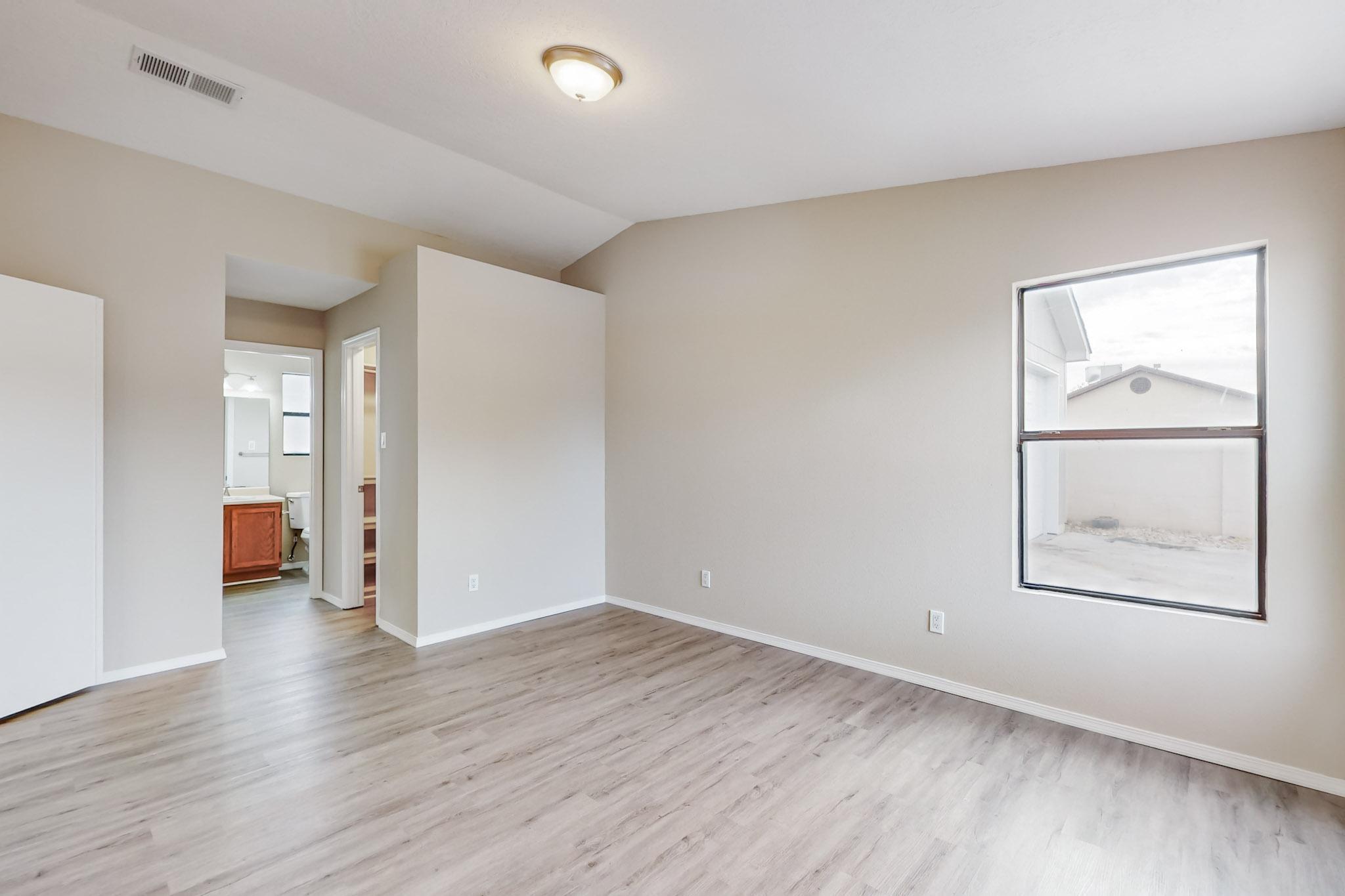 1989 Maestas Drive SW