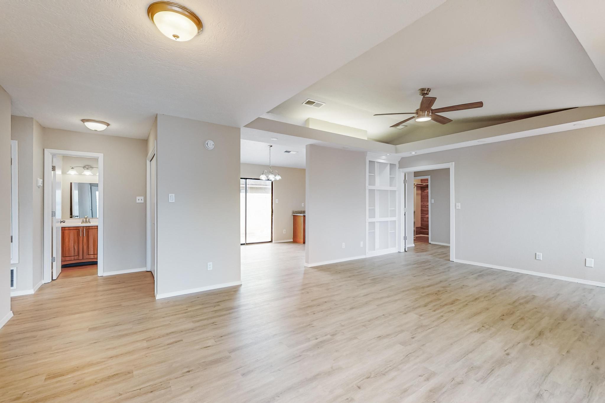 1989 Maestas Drive SW