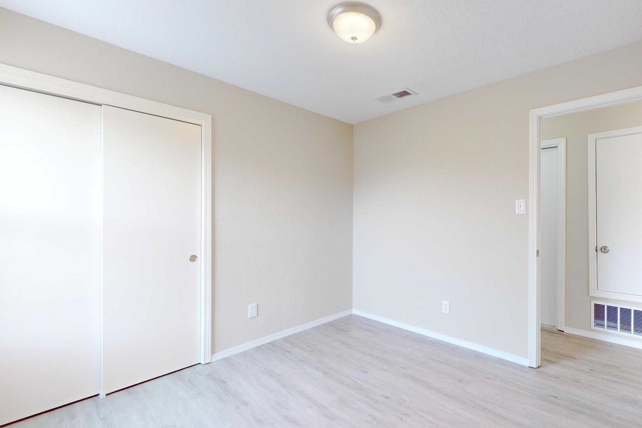 1989 Maestas Drive SW