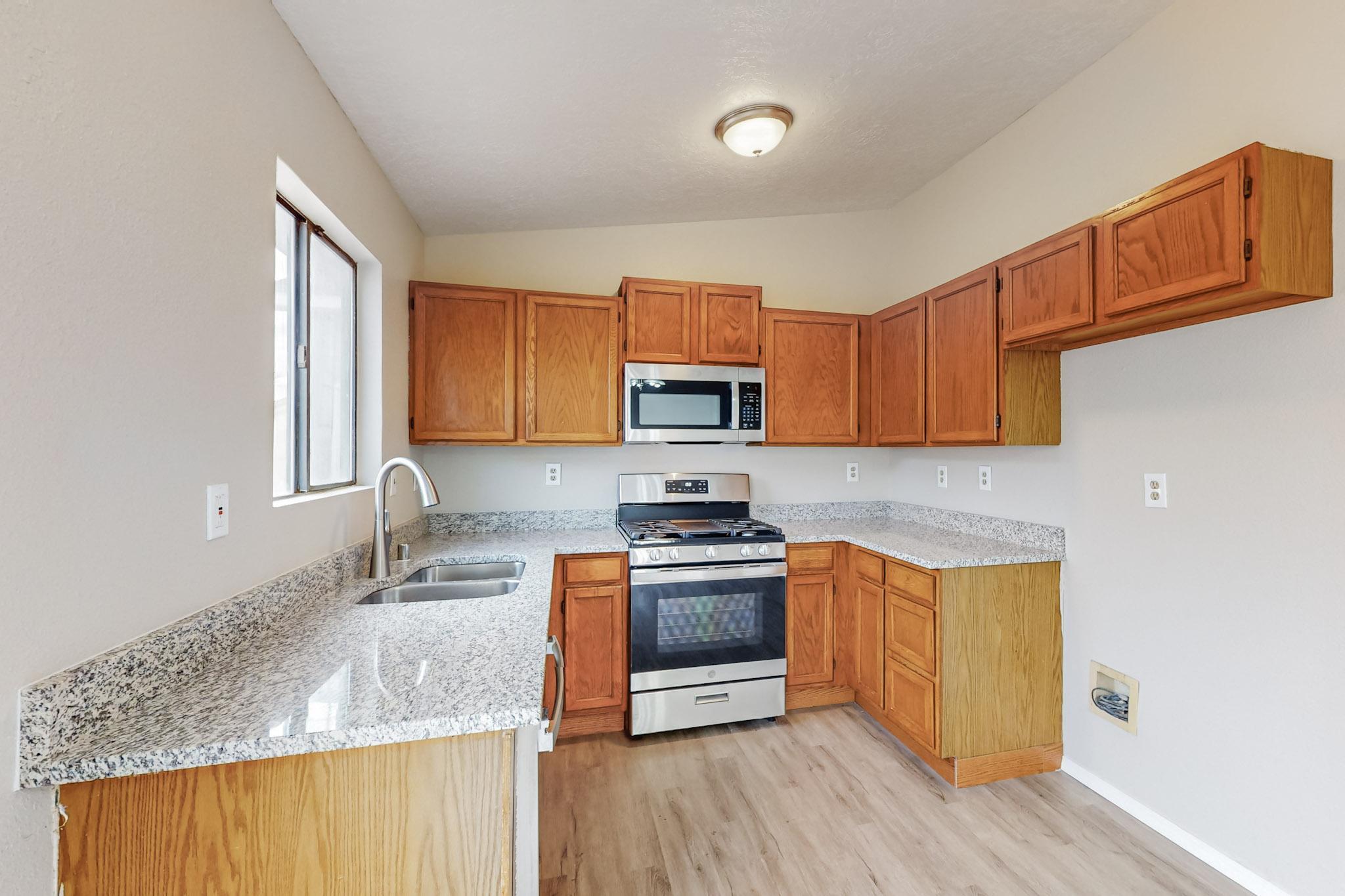 1989 Maestas Drive SW