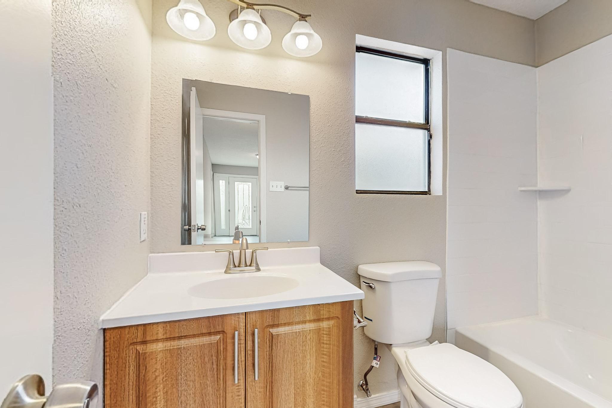 1989 Maestas Drive SW