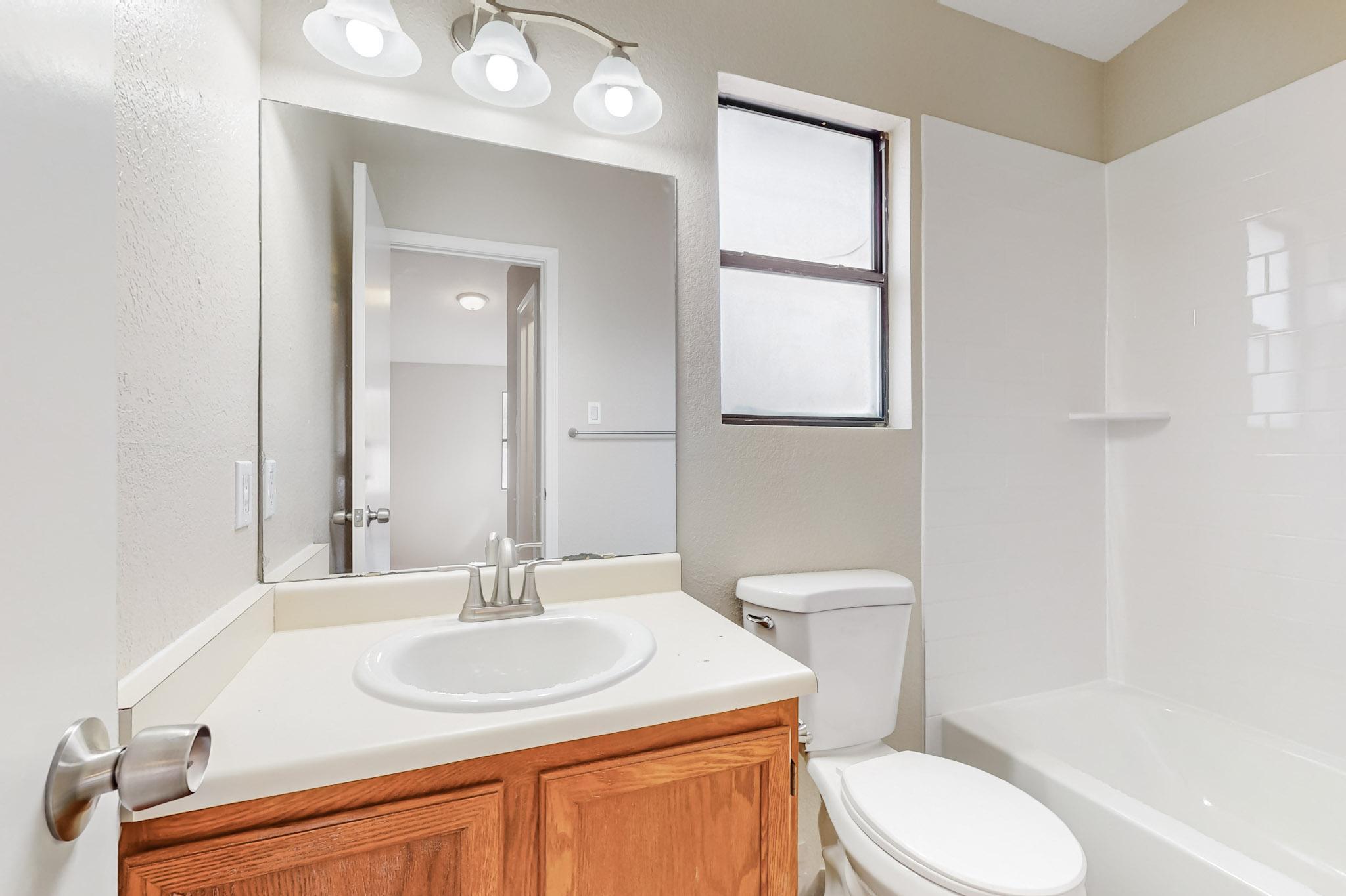 1989 Maestas Drive SW