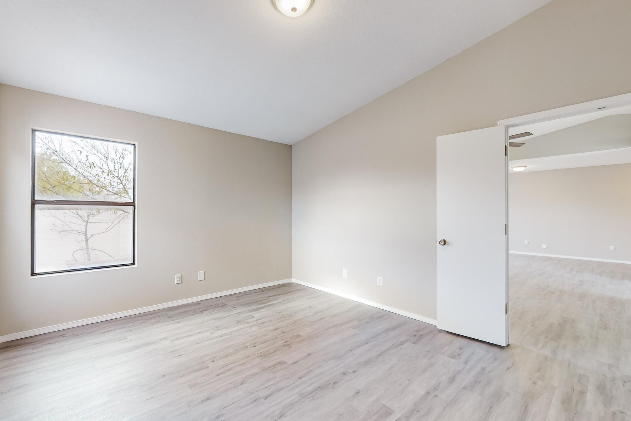 1989 Maestas Drive SW