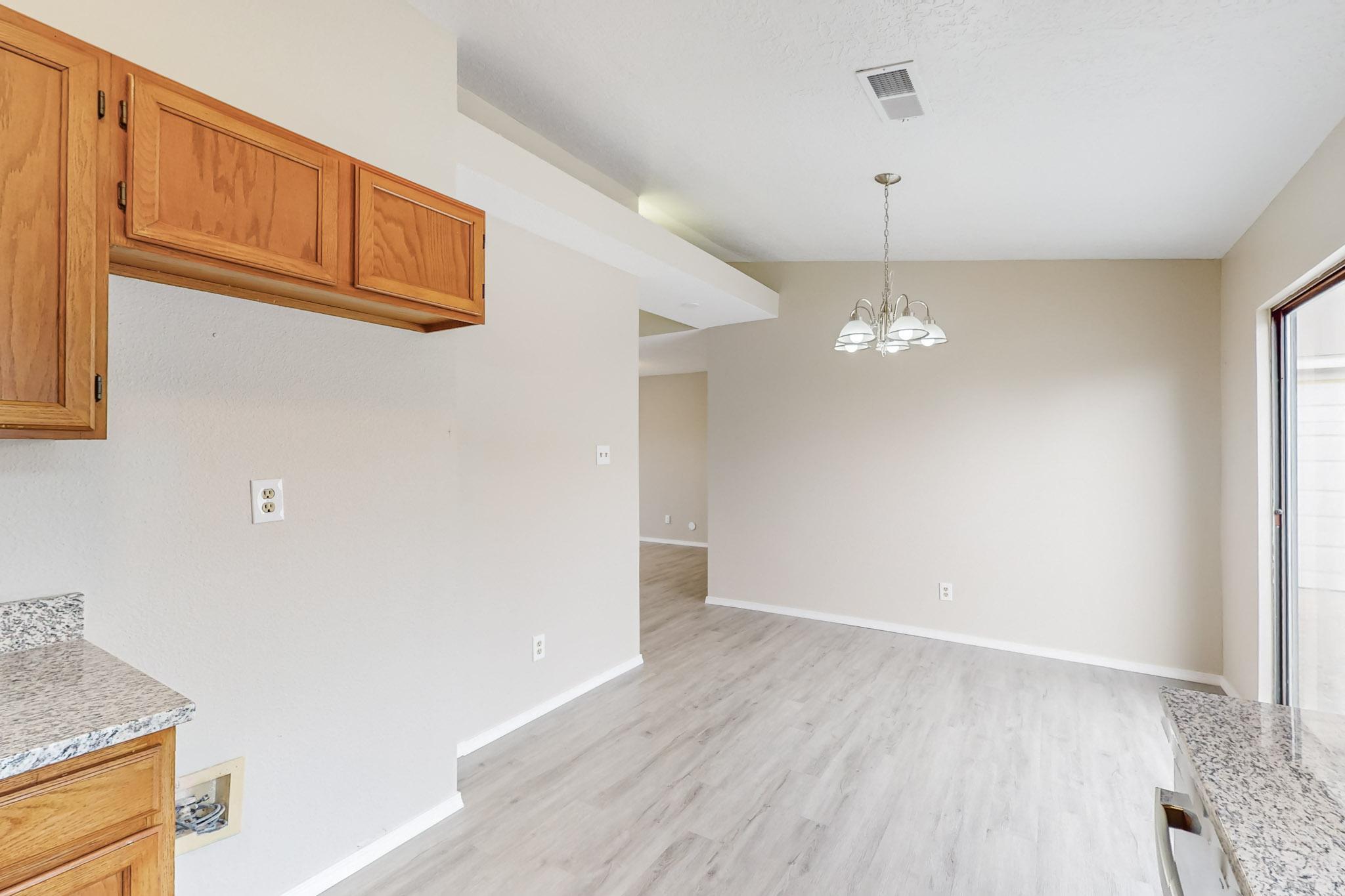 1989 Maestas Drive SW