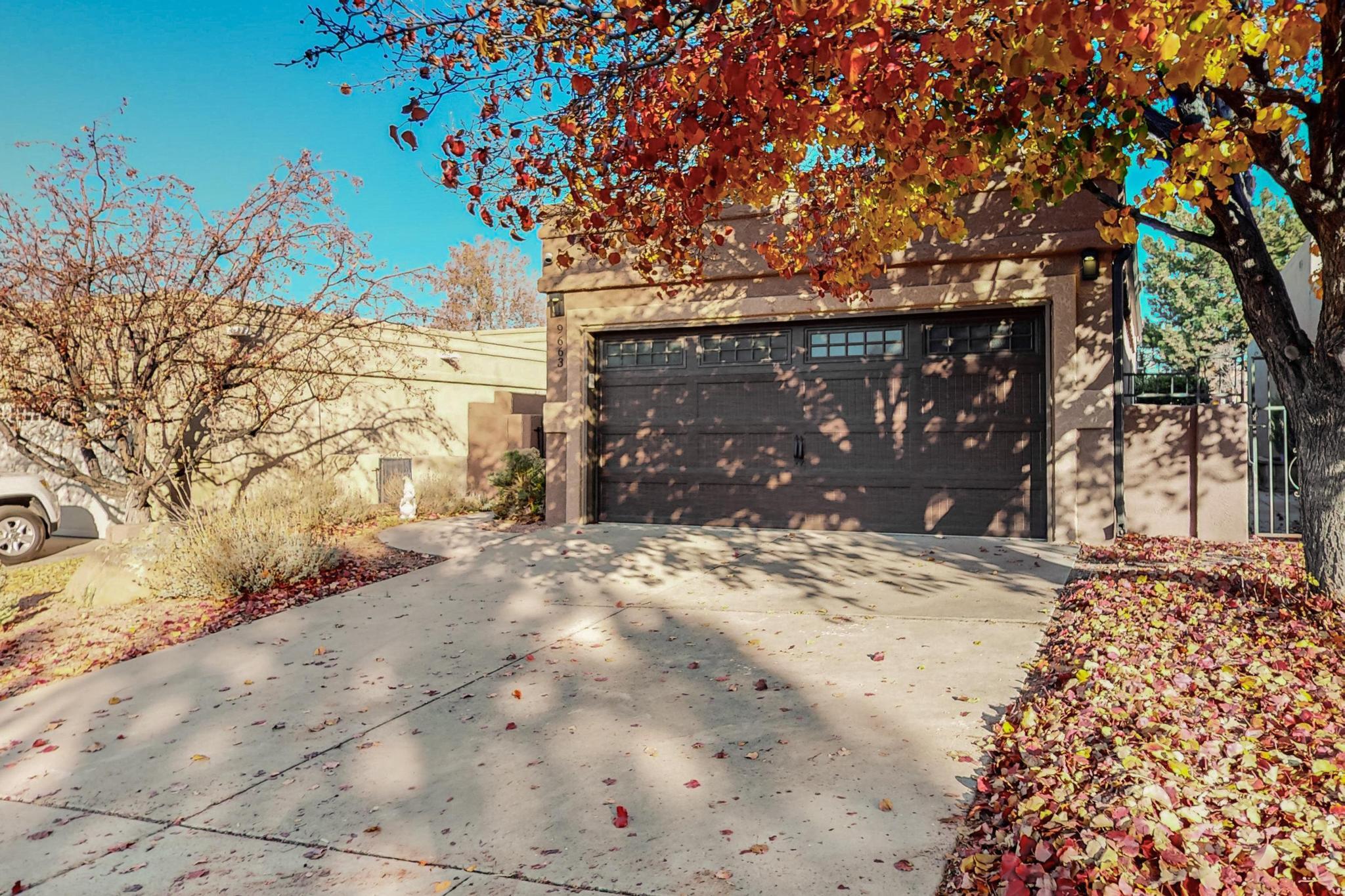 9663 DE VARGAS Loop NE