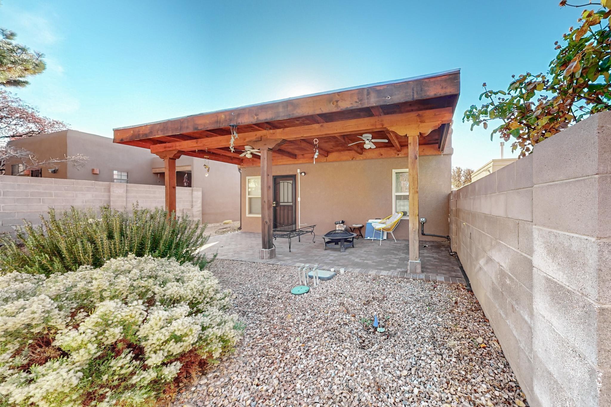 9663 DE VARGAS Loop NE