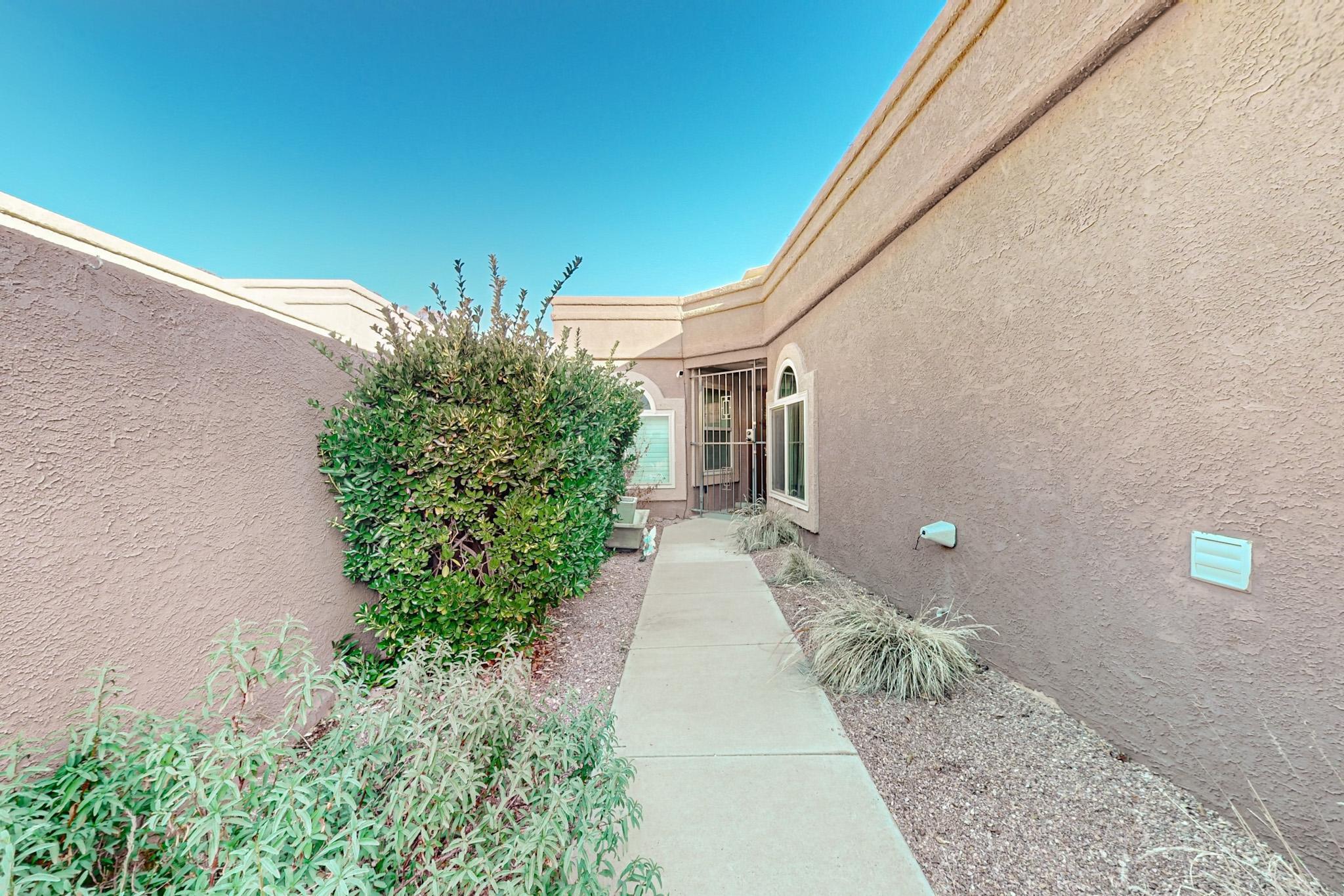 9663 DE VARGAS Loop NE