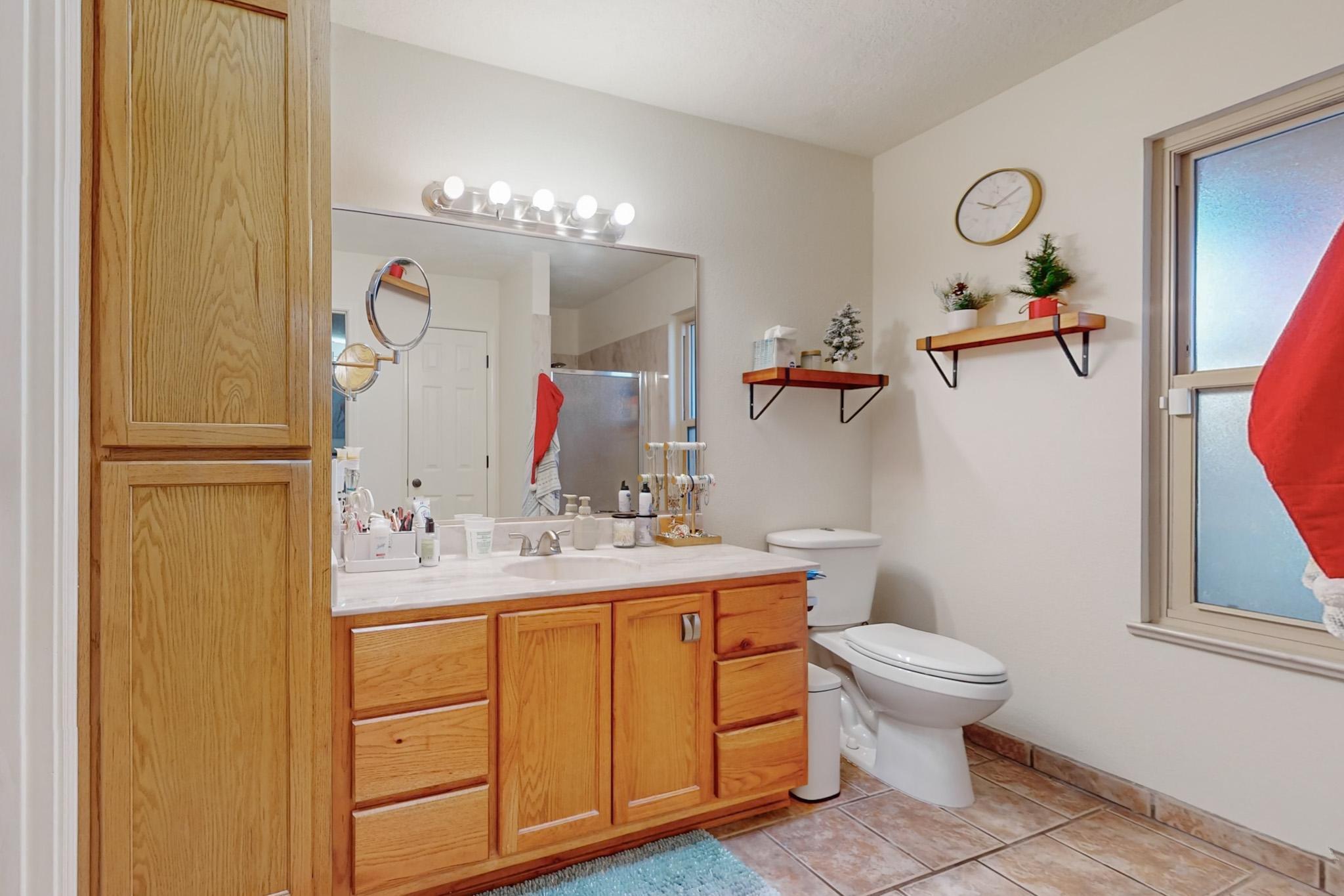 9663 DE VARGAS Loop NE