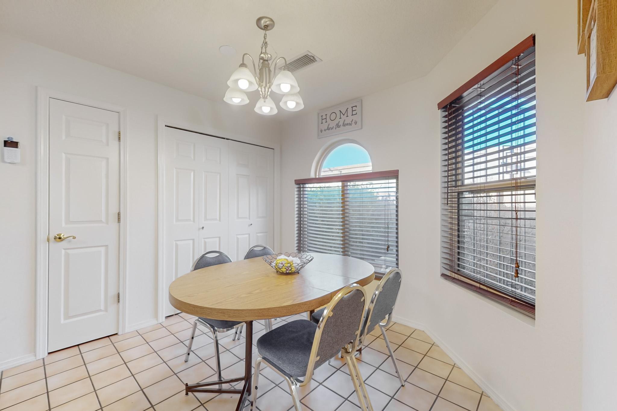 9663 DE VARGAS Loop NE