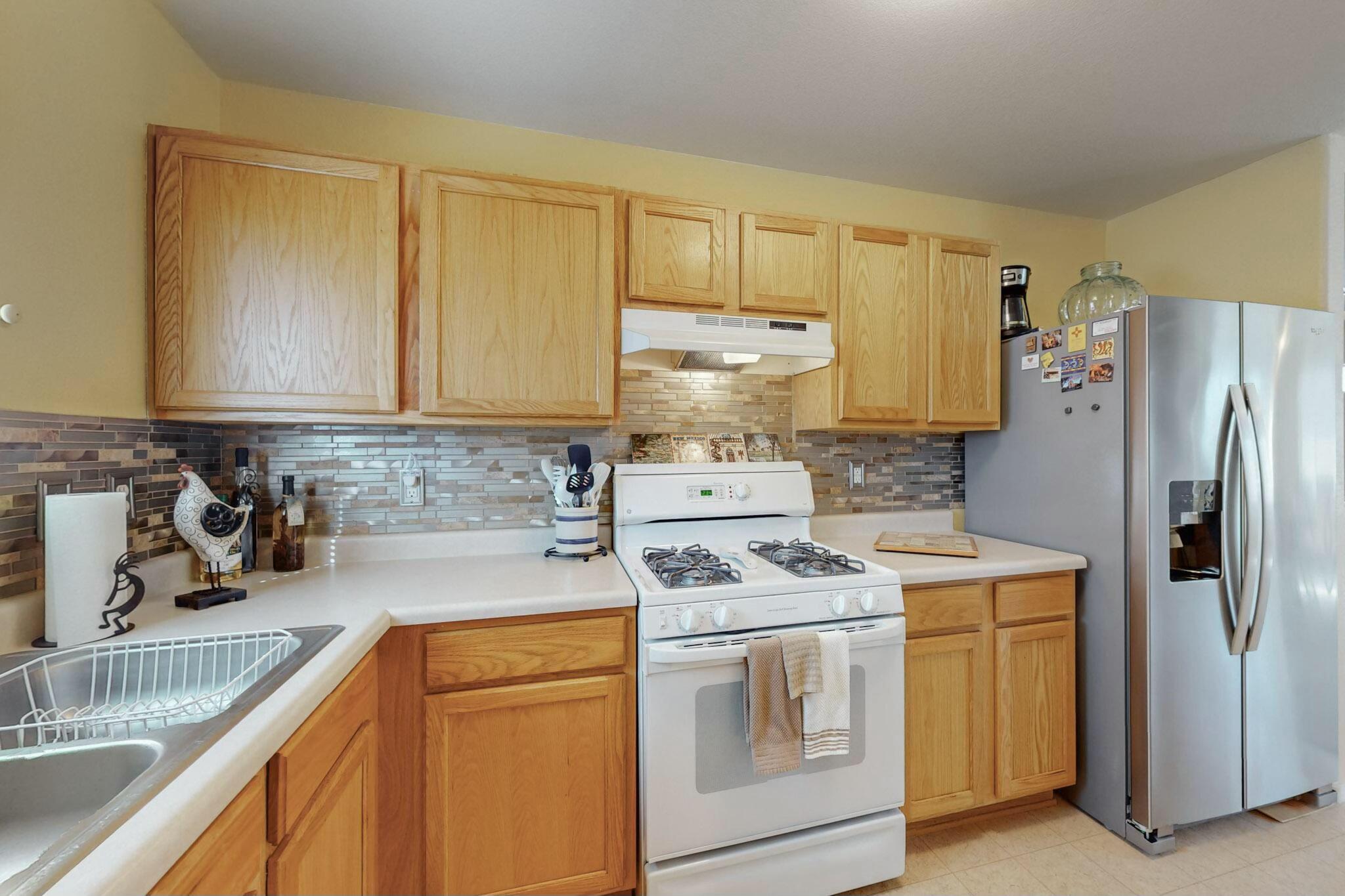 613 MORNING MEADOWS Drive NE