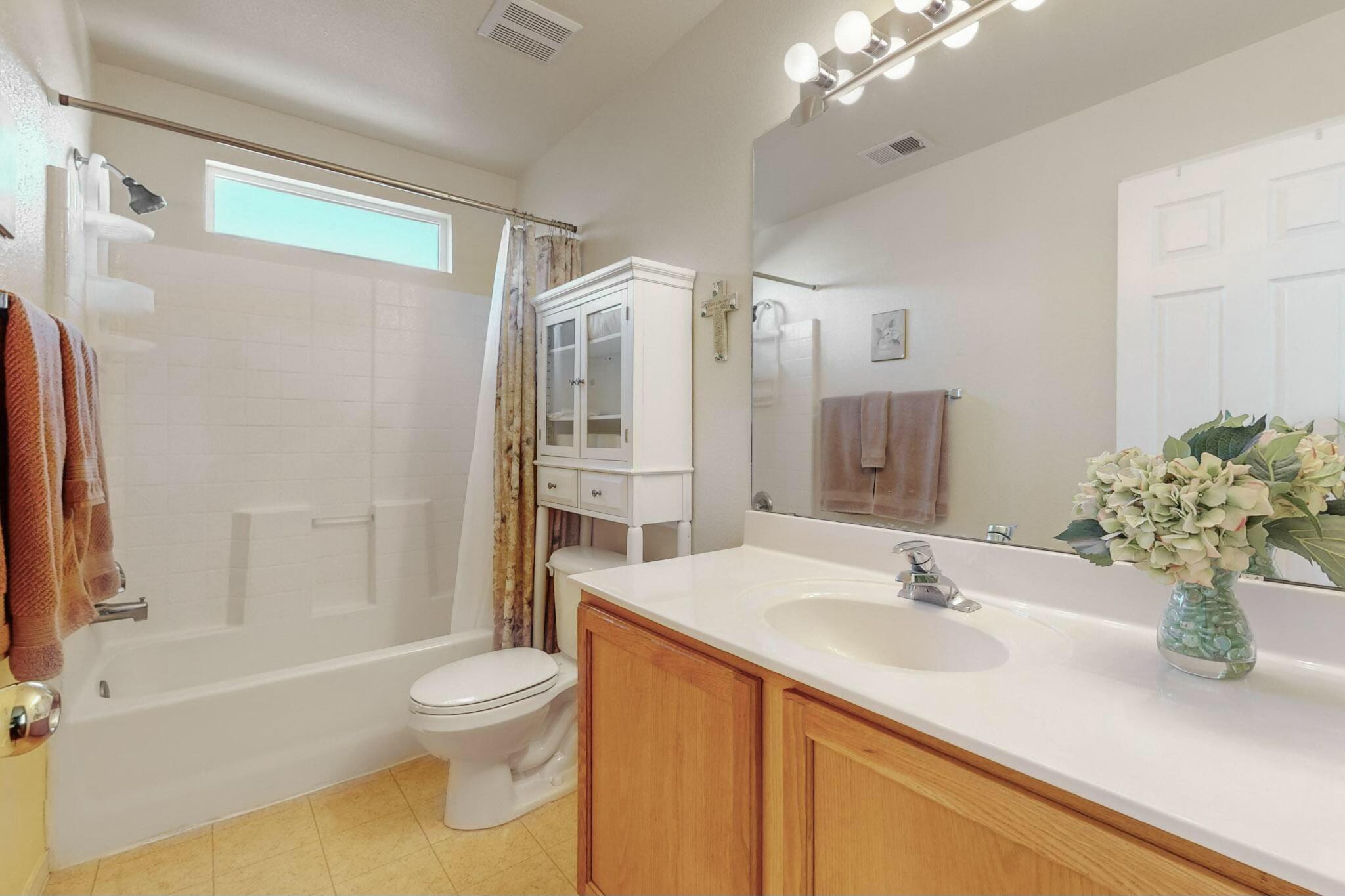 613 MORNING MEADOWS Drive NE