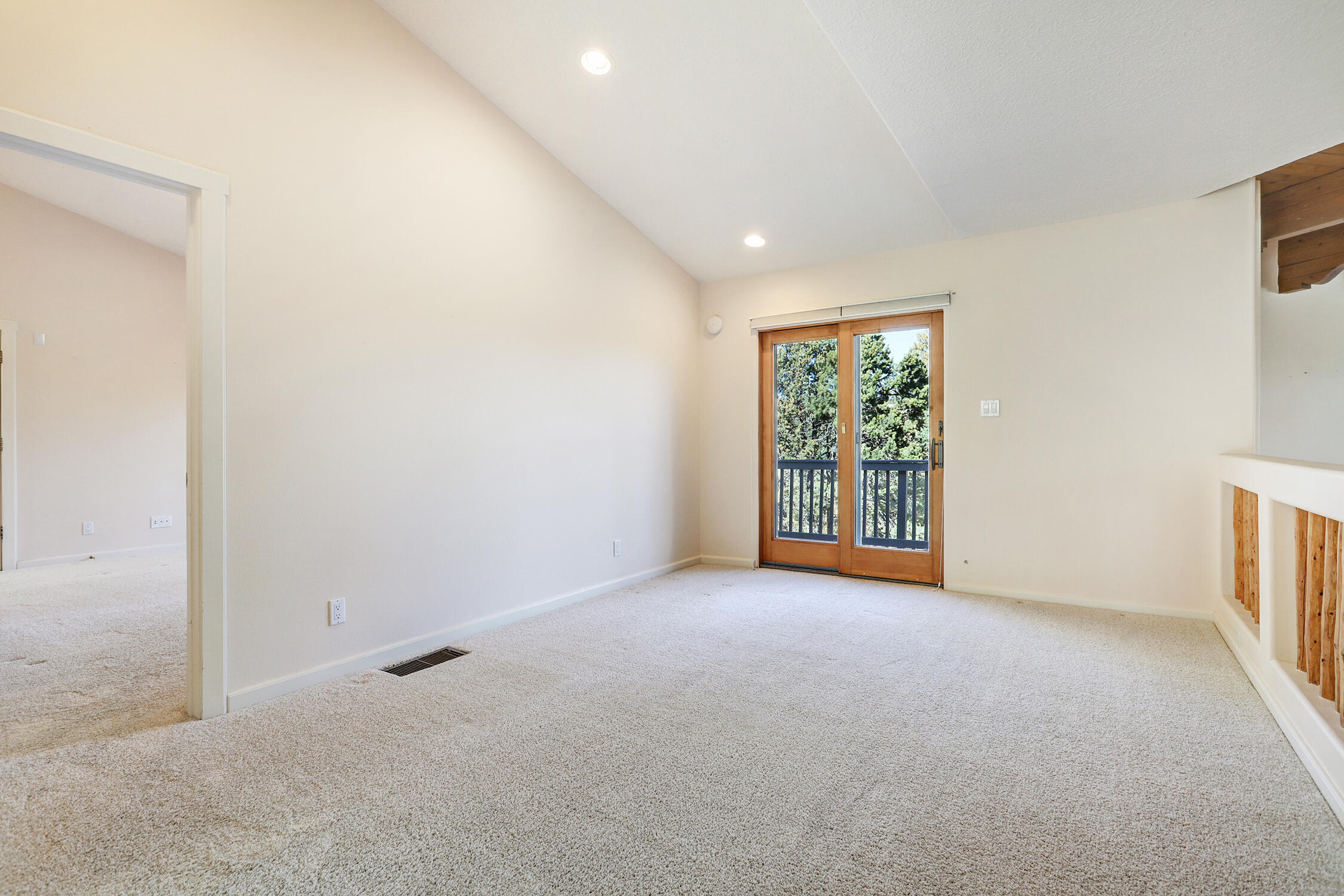 30 CANYON RIDGE Drive