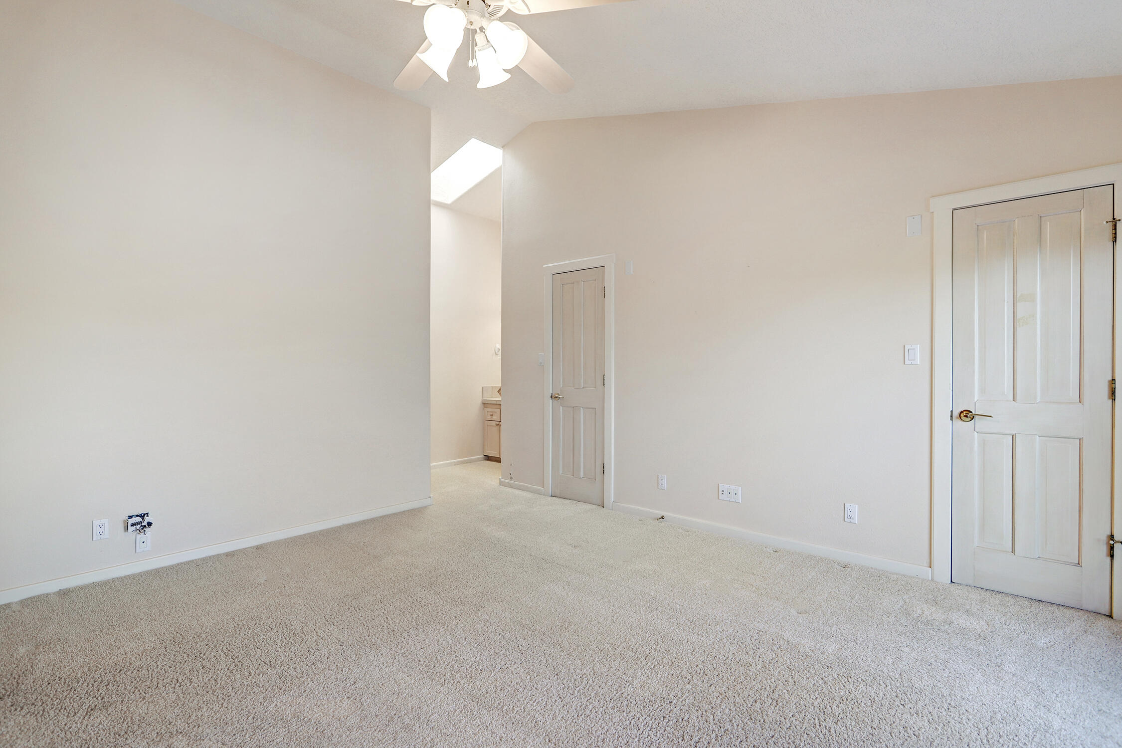 30 CANYON RIDGE Drive