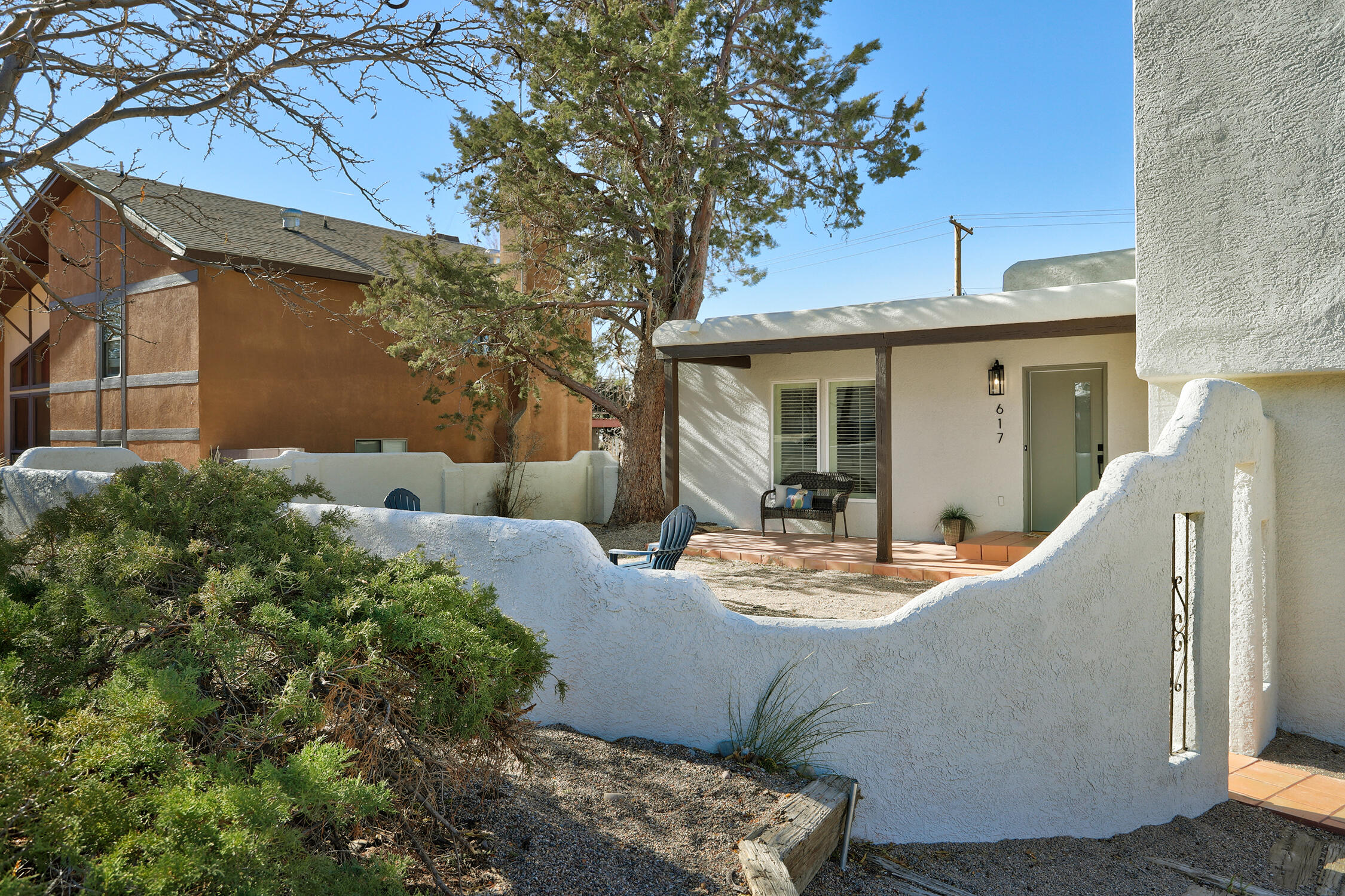 617 MARK Drive NE