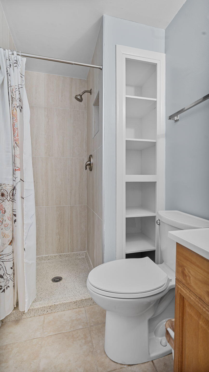 2827 DAKOTA Street NE