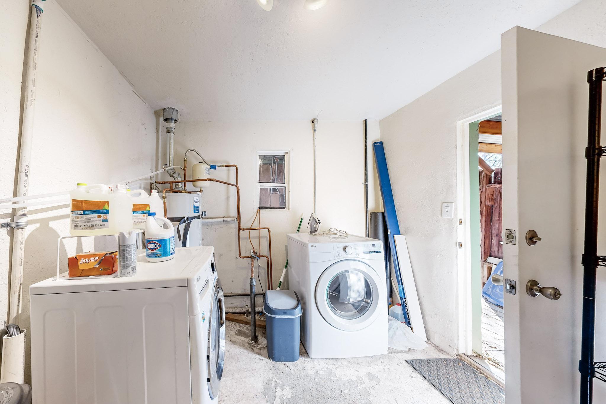 3333 GABALDON Place NW