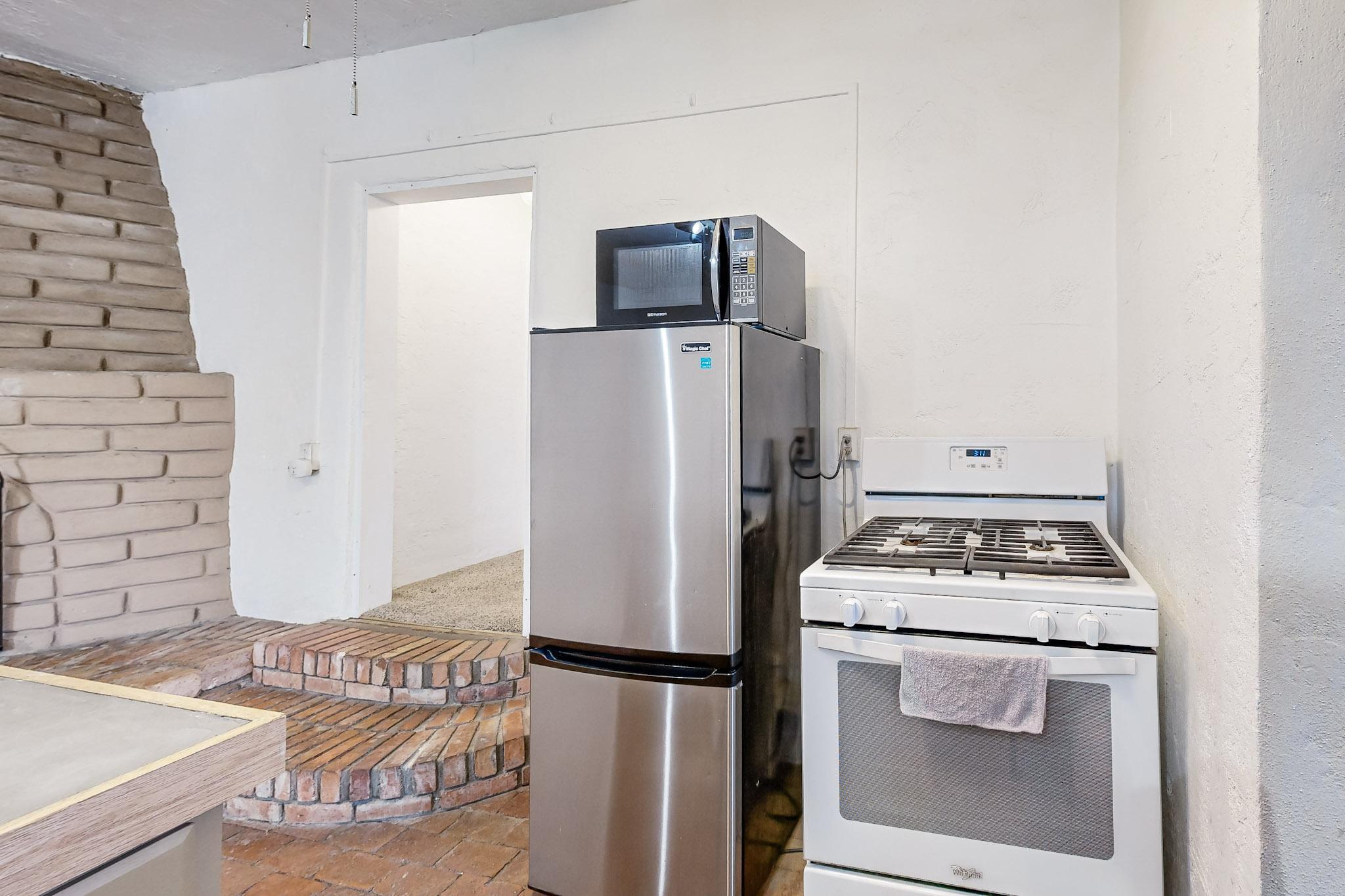 3333 GABALDON Place NW