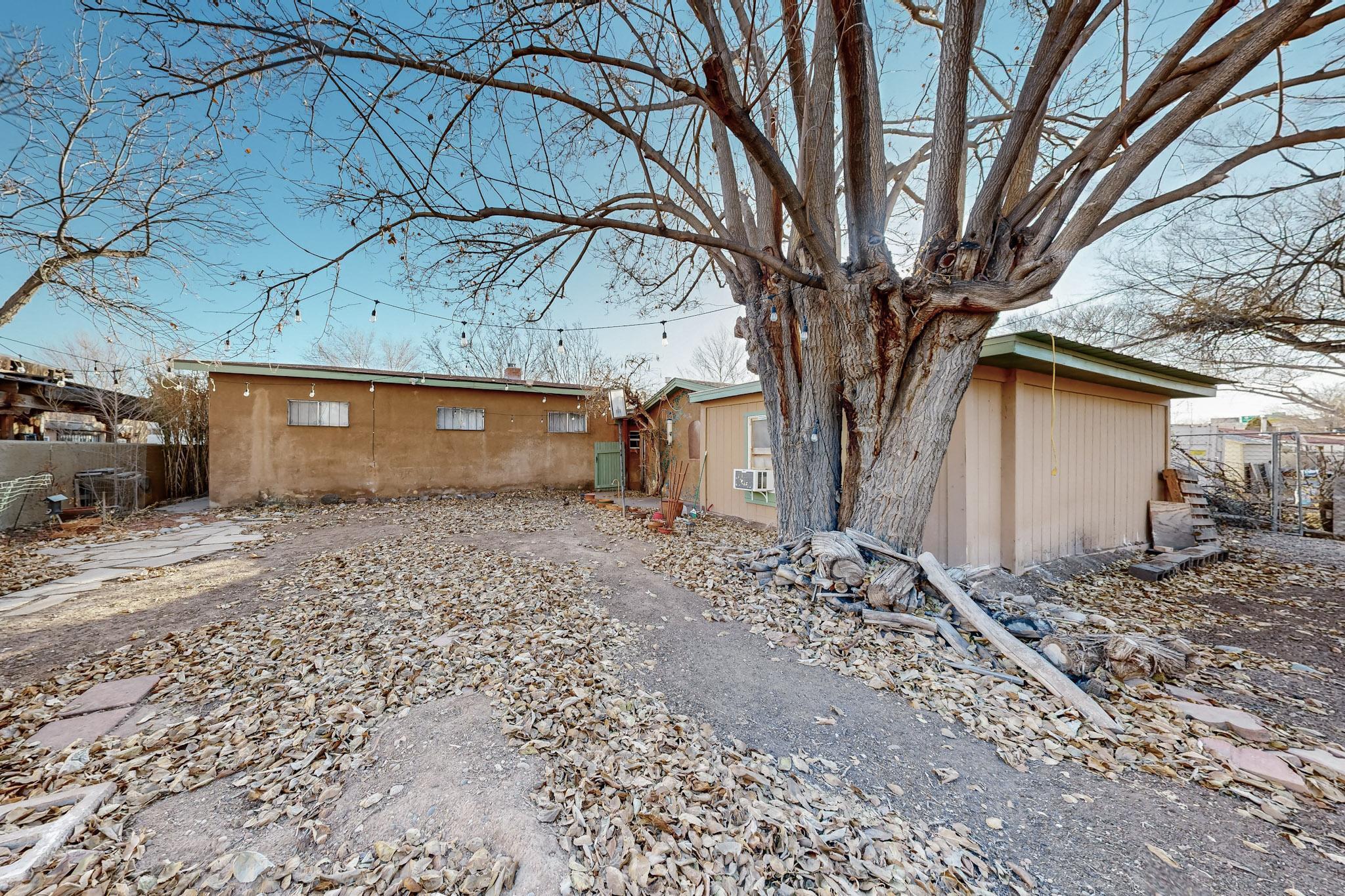 3333 GABALDON Place NW