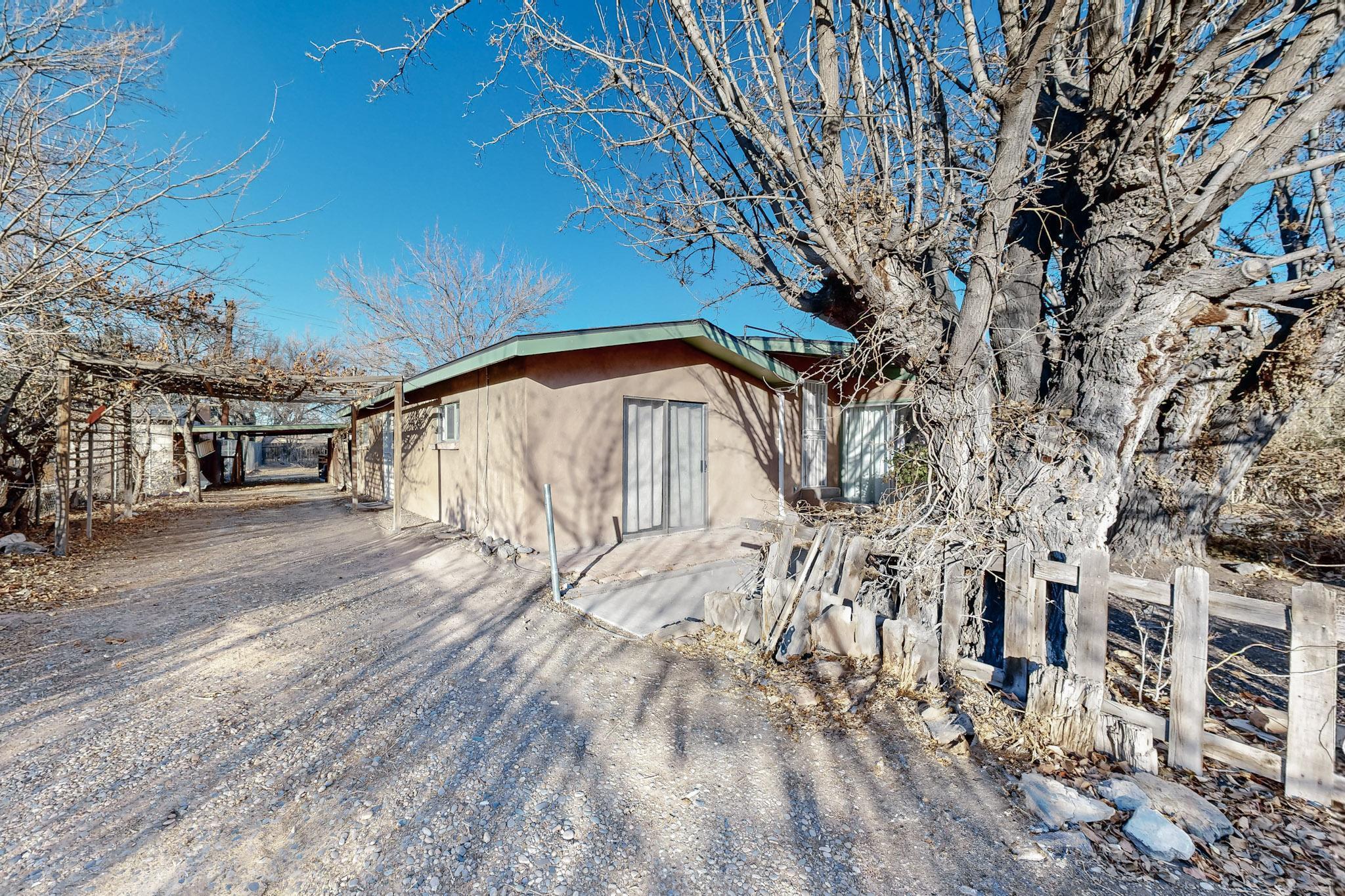 3333 GABALDON Place NW