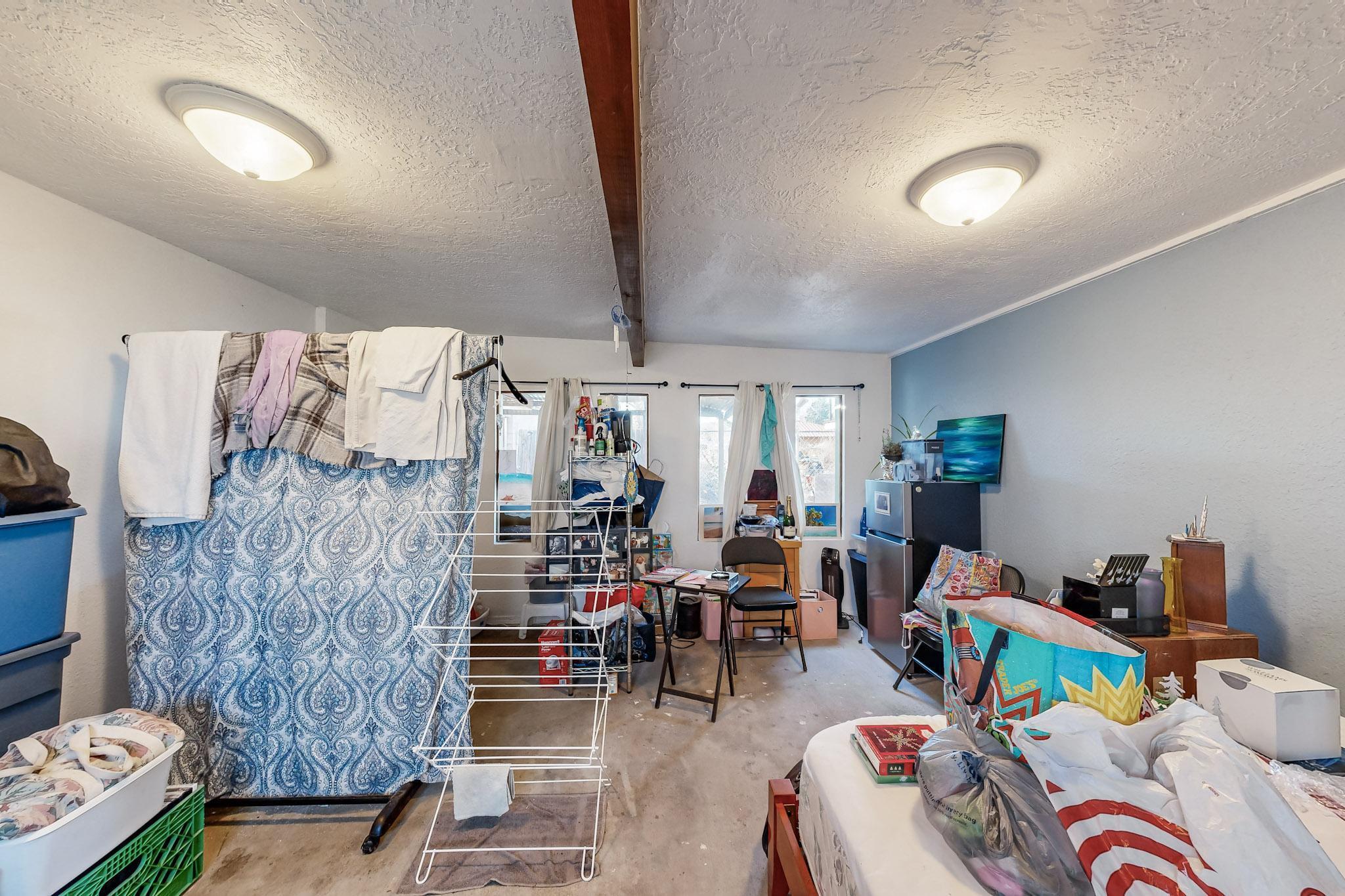 3333 GABALDON Place NW