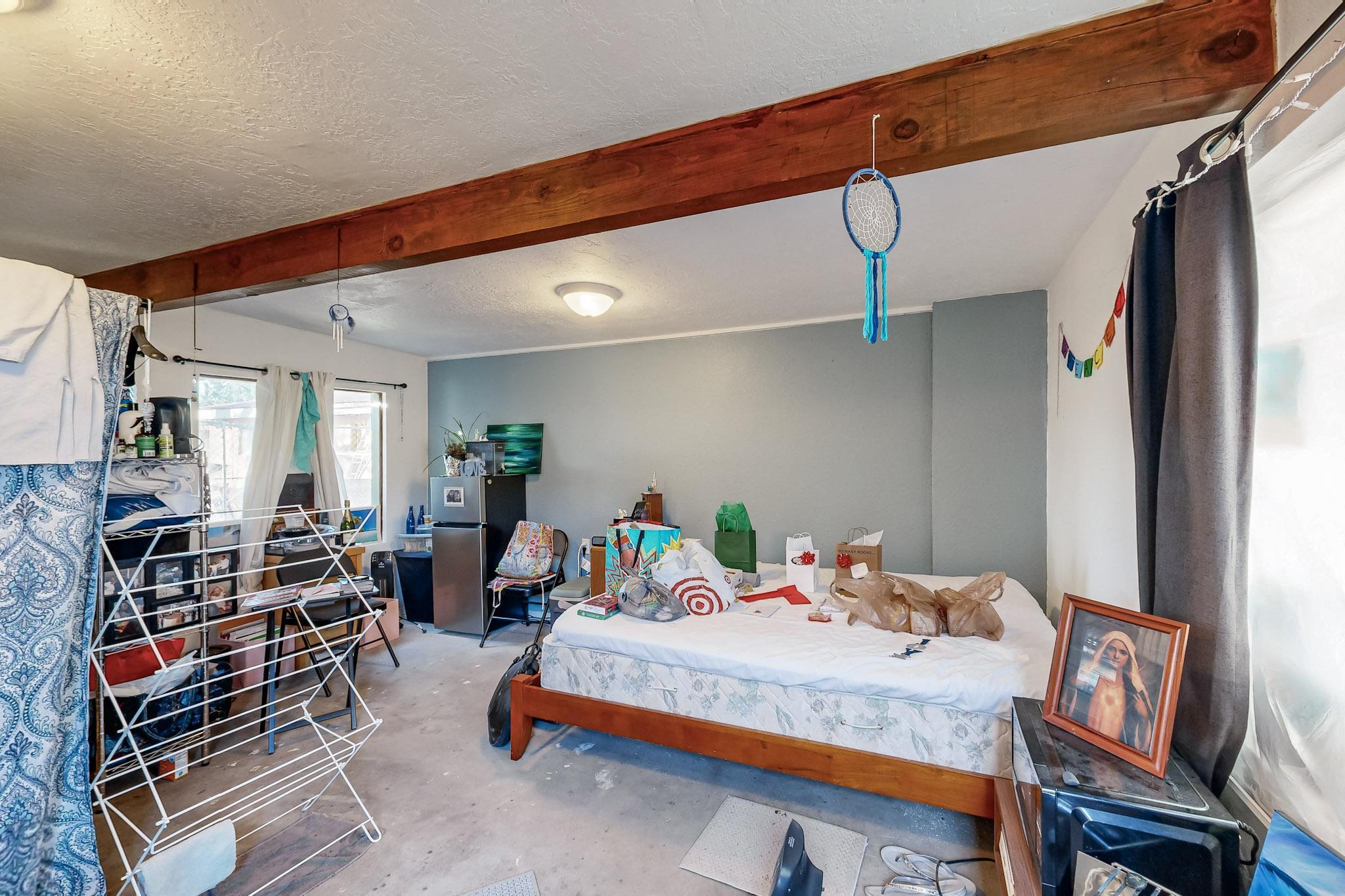 3333 GABALDON Place NW