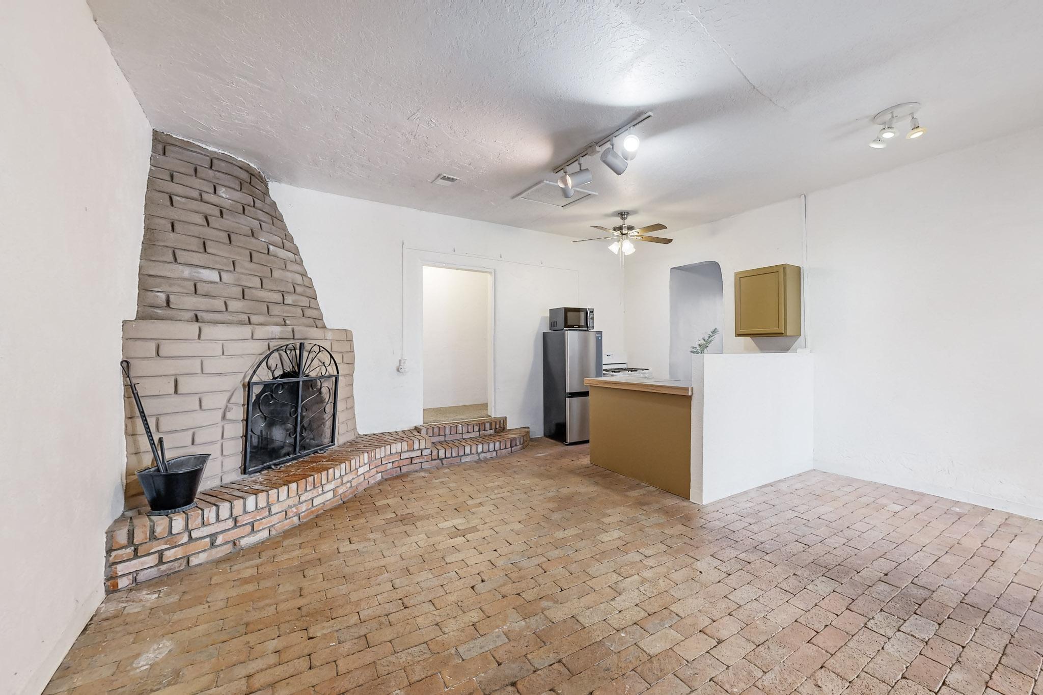 3333 GABALDON Place NW