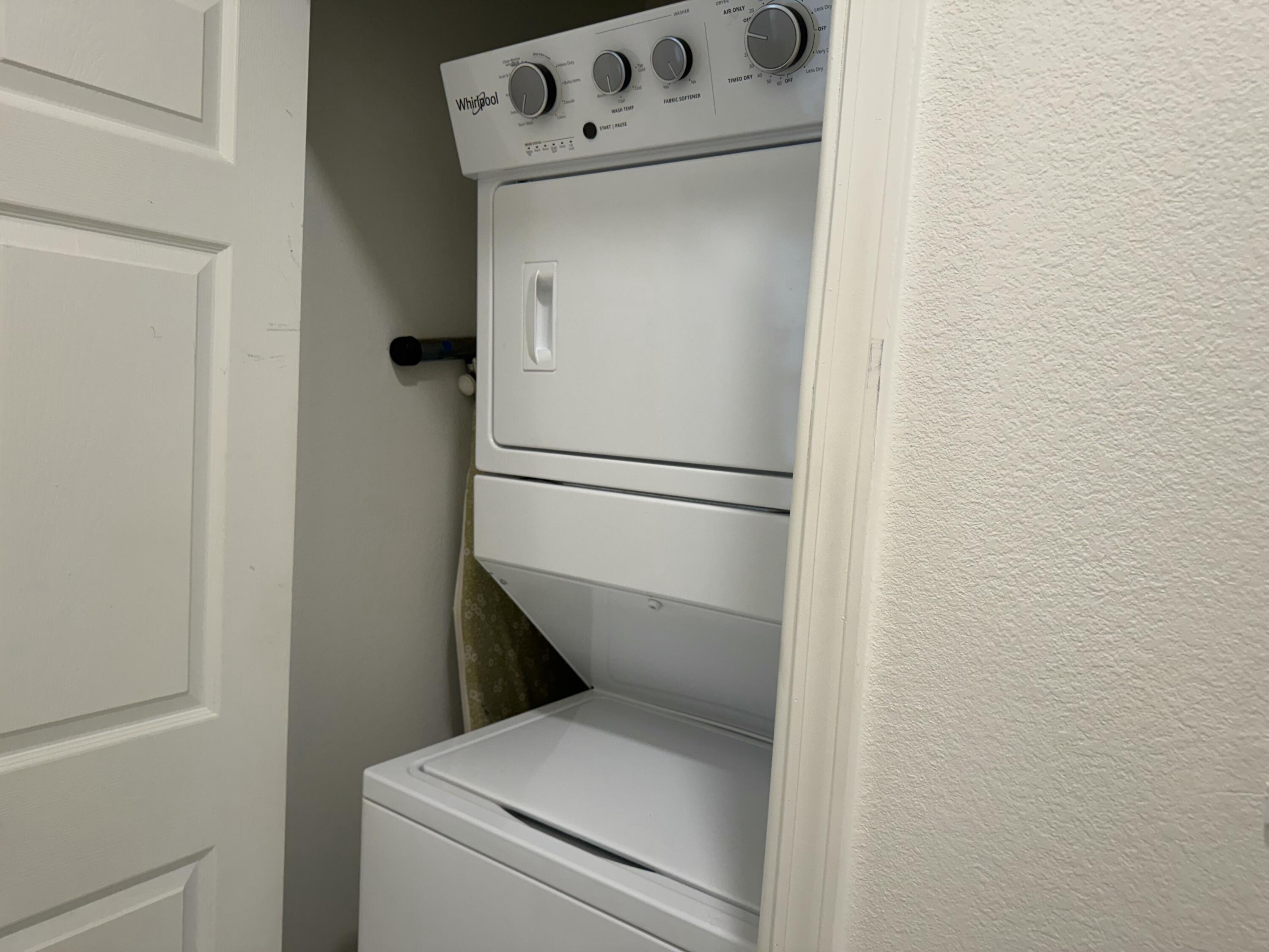 3253 Oakmount Drive SE