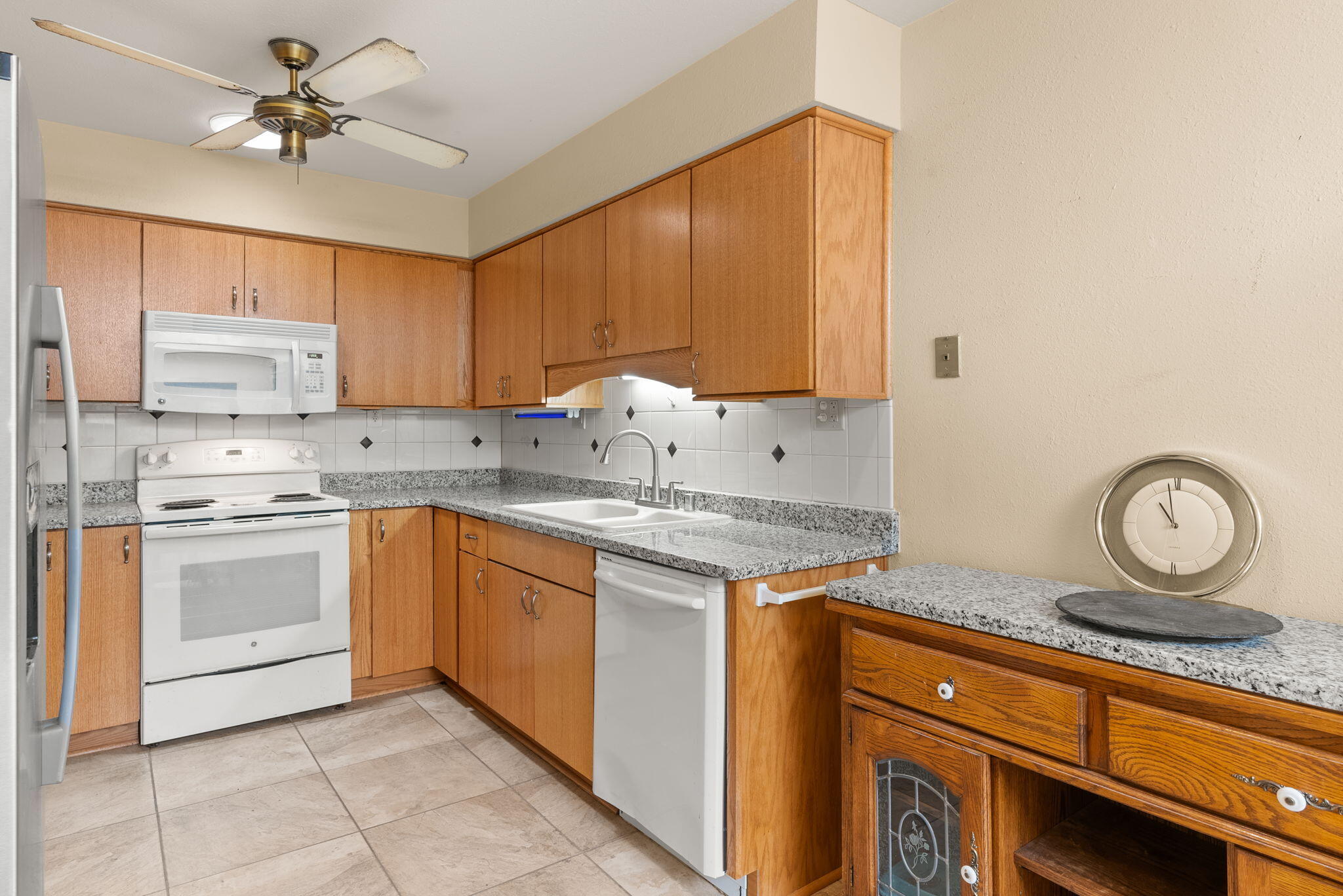 3340 SAINT ANDREWS Drive SE