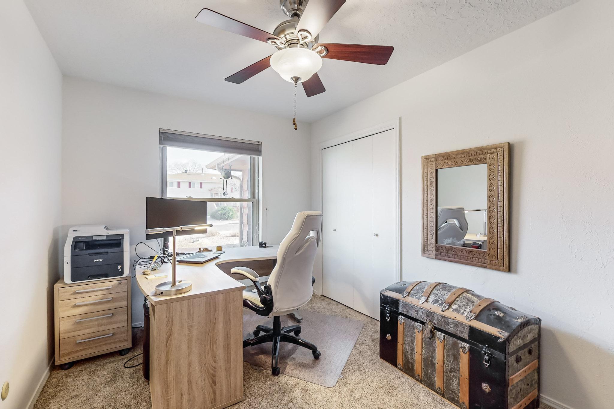 5321 VERONICA Drive NE
