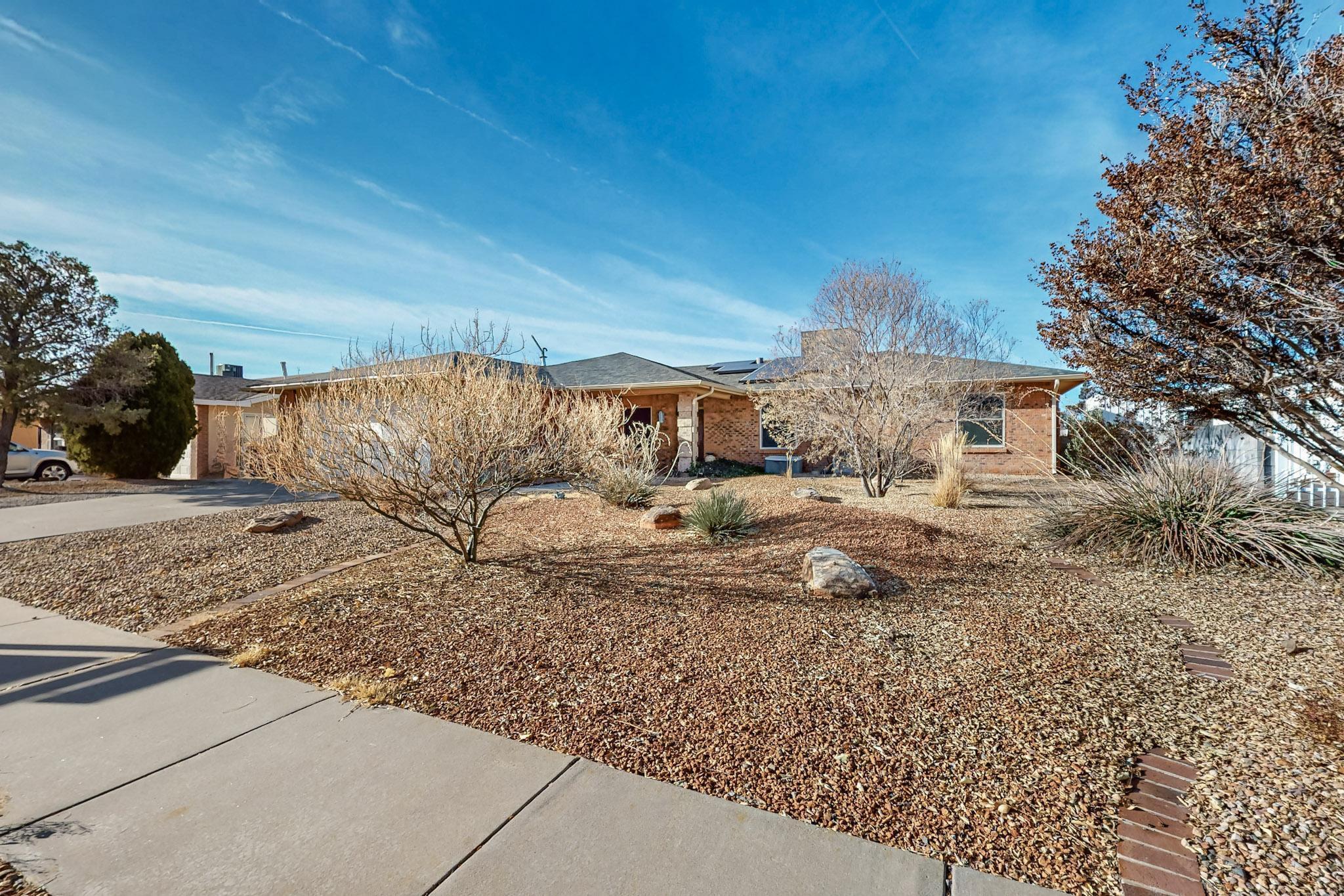 5321 VERONICA Drive NE